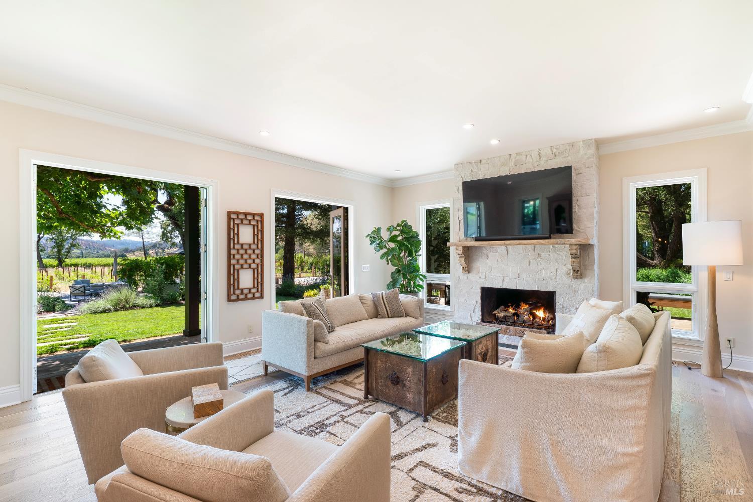 Calistoga, California, 94515, United States, 4 Bedrooms Bedrooms, ,5 BathroomsBathrooms,Residential,For Sale,1882697
