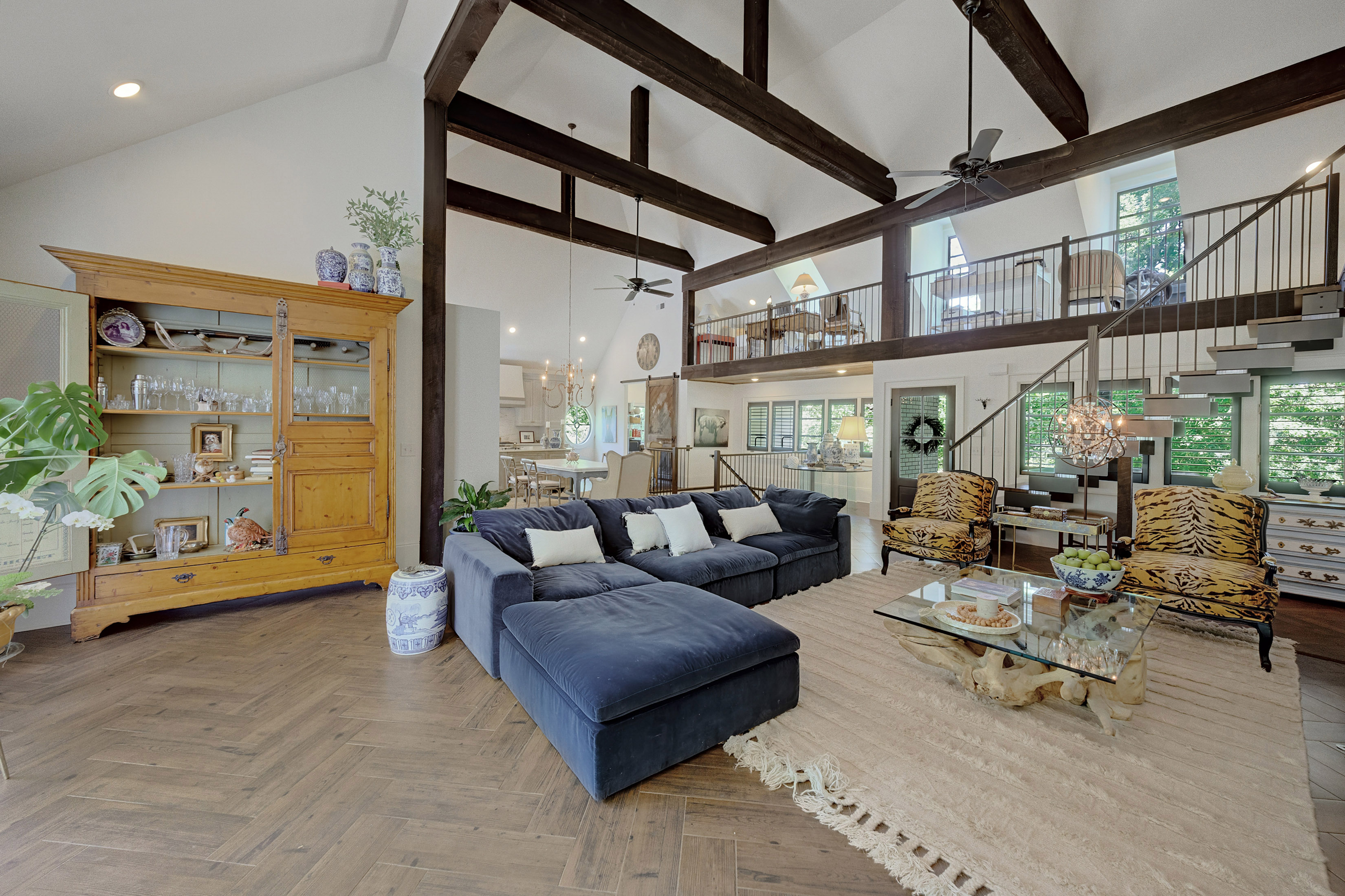  Exceptional Custom-built French Country Estate with Equestrian Amenities - 物件實景