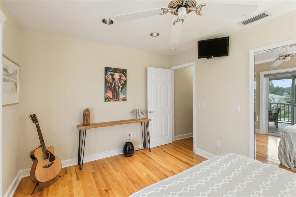 Palm Harbor, Florida, 34683, United States, 4 Bedrooms Bedrooms, ,4 BathroomsBathrooms,Residential,For Sale,1989104