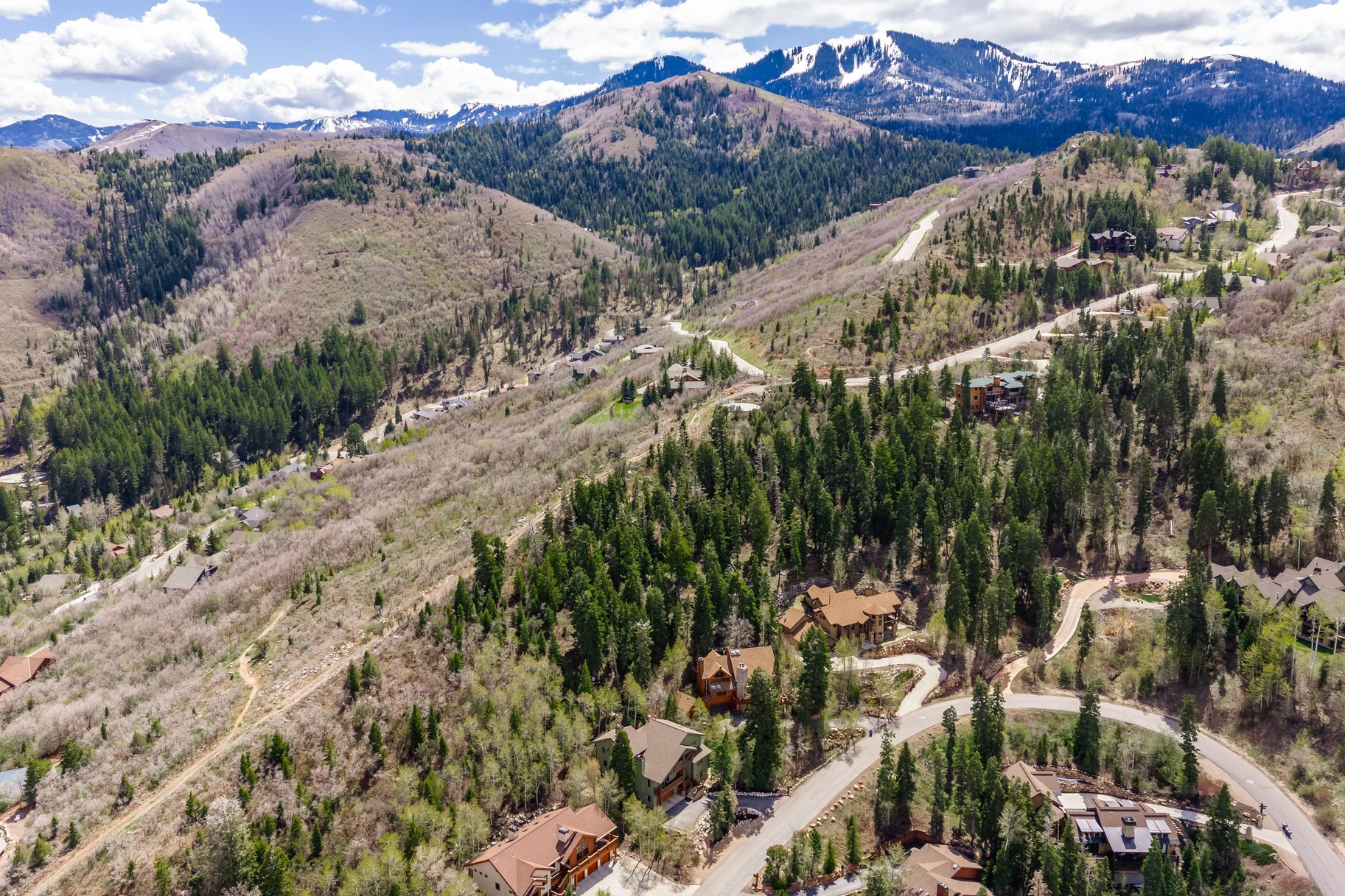  Nature-Inspired Living in the Heart of Park City