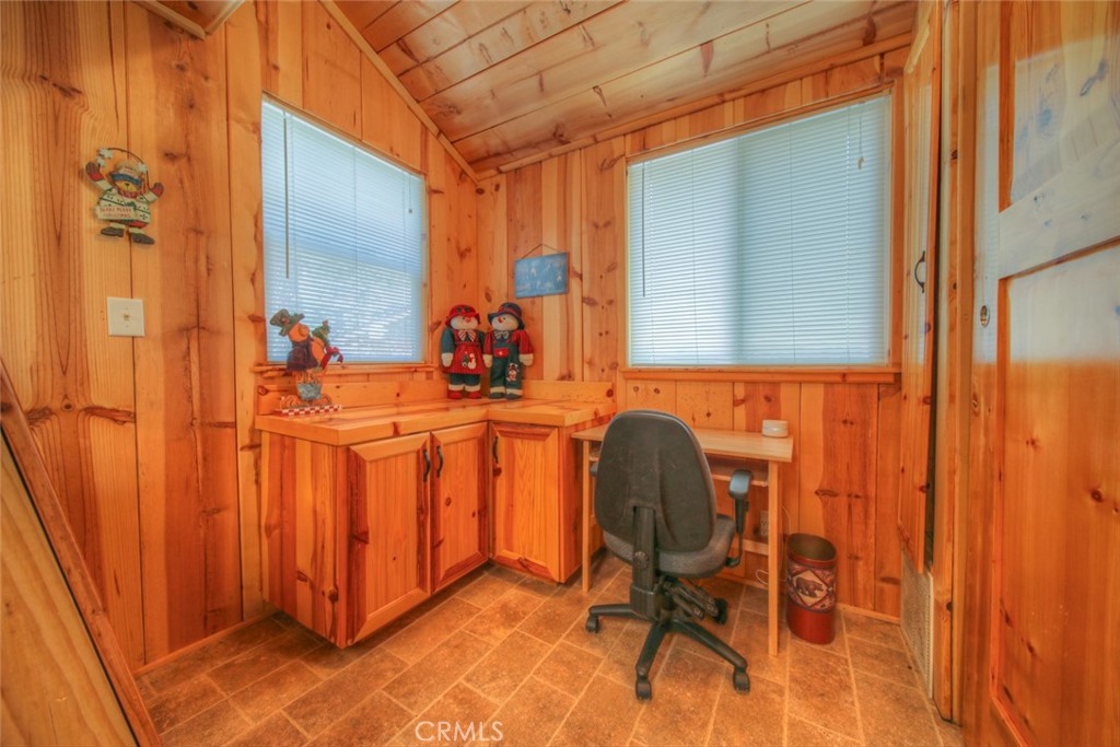Big Bear Lake, California, 92315, United States, 3 Bedrooms Bedrooms, ,3 BathroomsBathrooms,Residential,For Sale,1837316