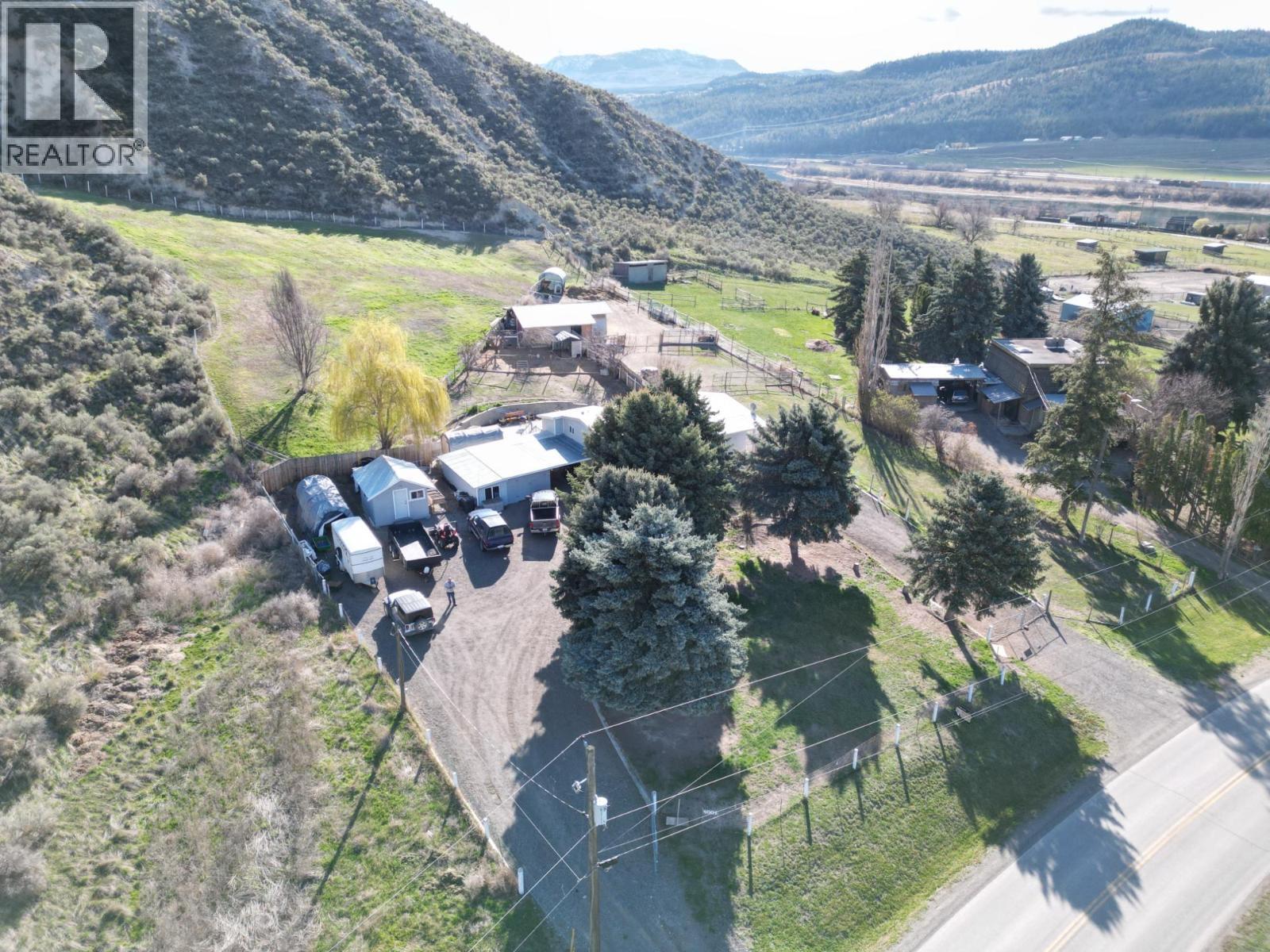 KAMLOOPS, British Columbia, V2H 1S7, CA, 4 Bedrooms Bedrooms, ,3 BathroomsBathrooms,Residential,For Sale,1949543