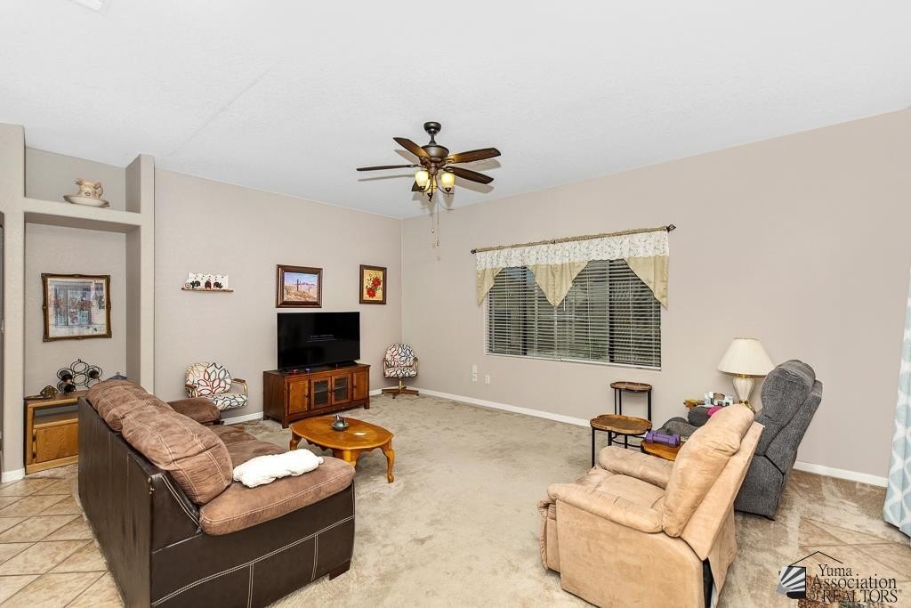 Yuma, Arizona, 85367-4912, United States, 4 Bedrooms Bedrooms, ,2 BathroomsBathrooms,Residential,For Sale,1923195