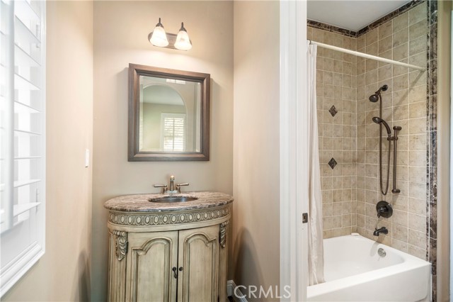 Murrieta, California, 92562, United States, 4 Bedrooms Bedrooms, ,4 BathroomsBathrooms,Residential,For Sale,1978408