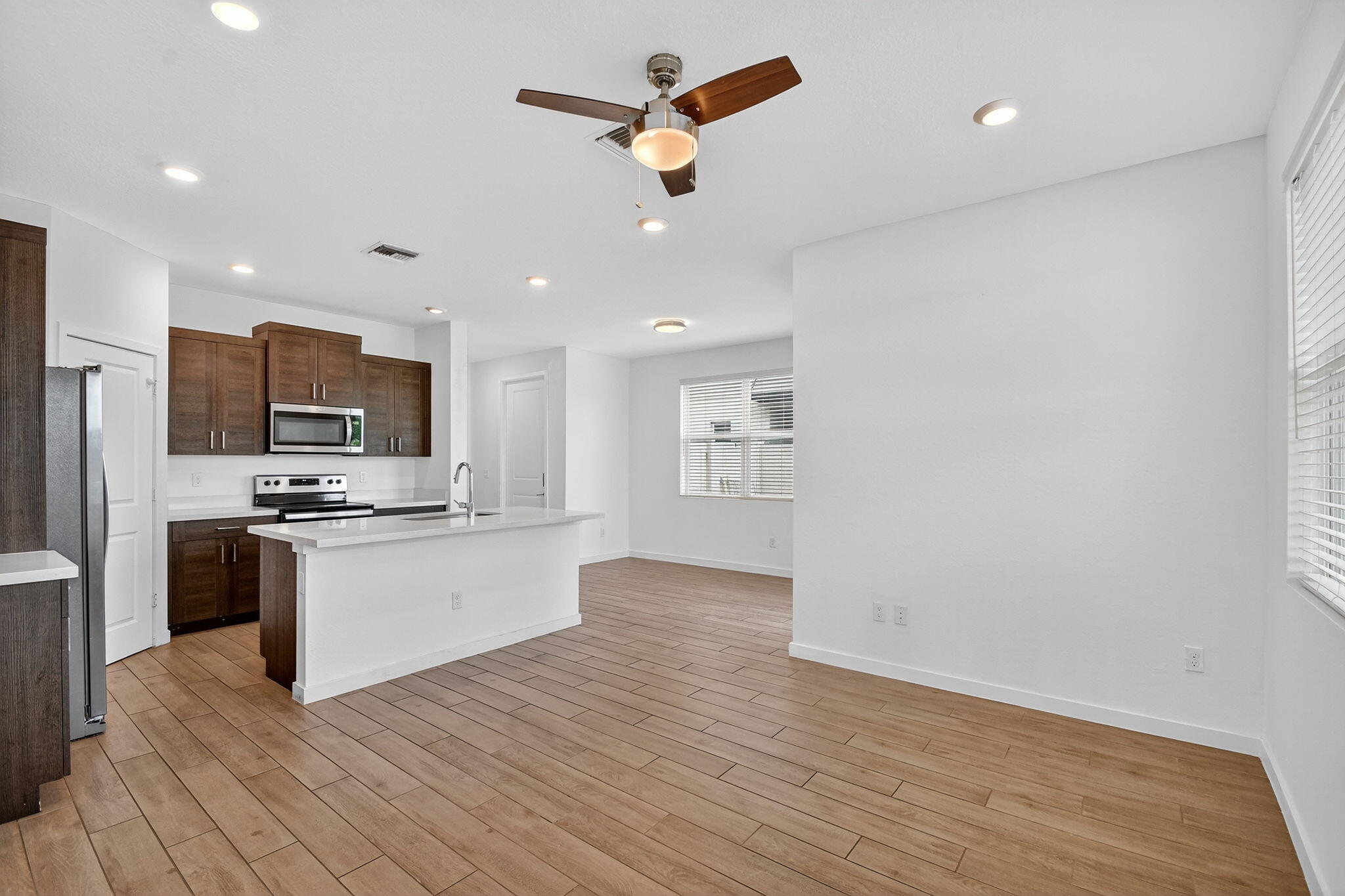 Lake Worth, Florida, 33467, United States, 4 Bedrooms Bedrooms, ,3 BathroomsBathrooms,Residential,For Sale,1819485