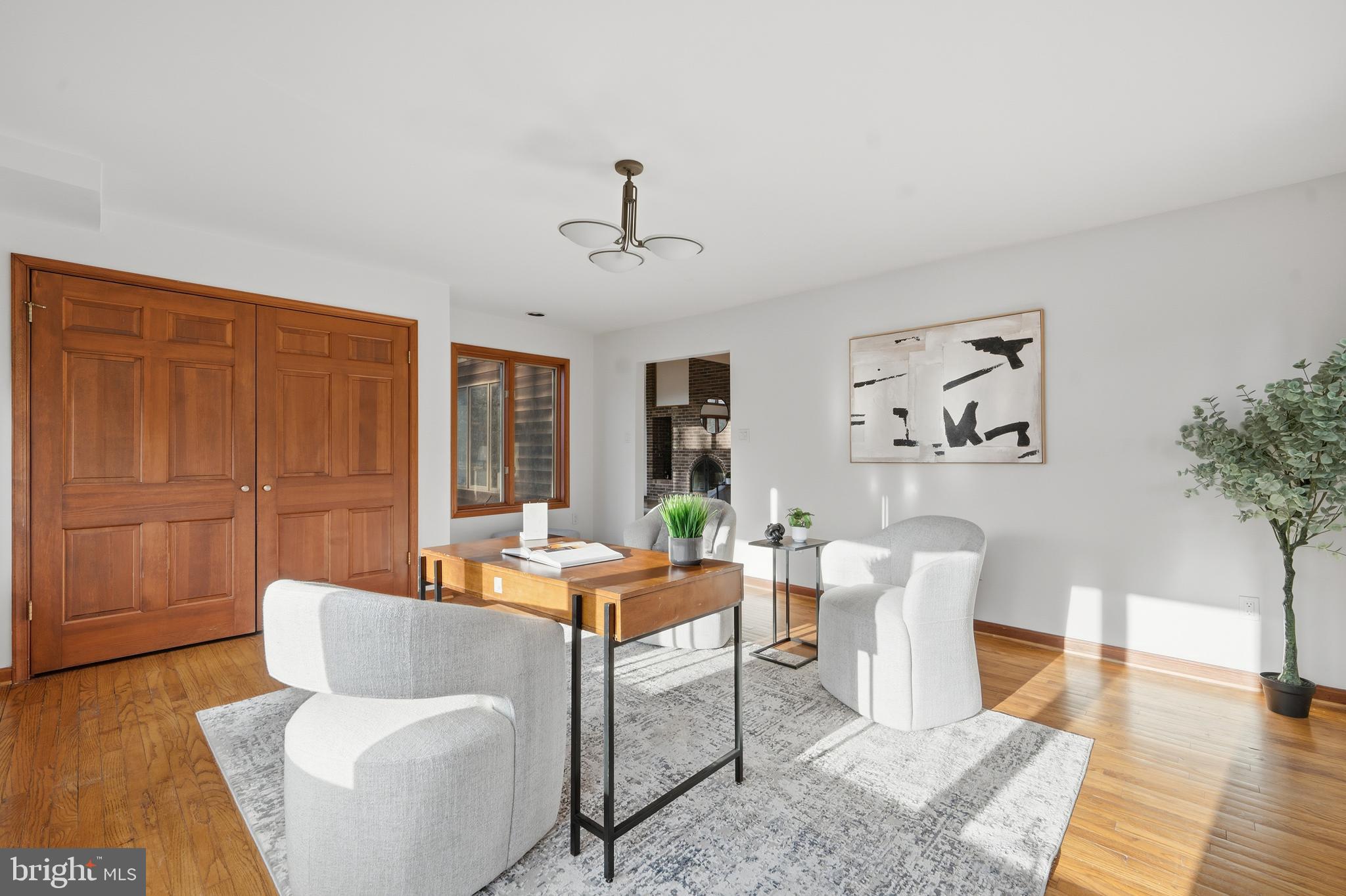 La Plata, Maryland, 20646, United States, 5 Bedrooms Bedrooms, ,4 BathroomsBathrooms,Residential,For Sale,1994243