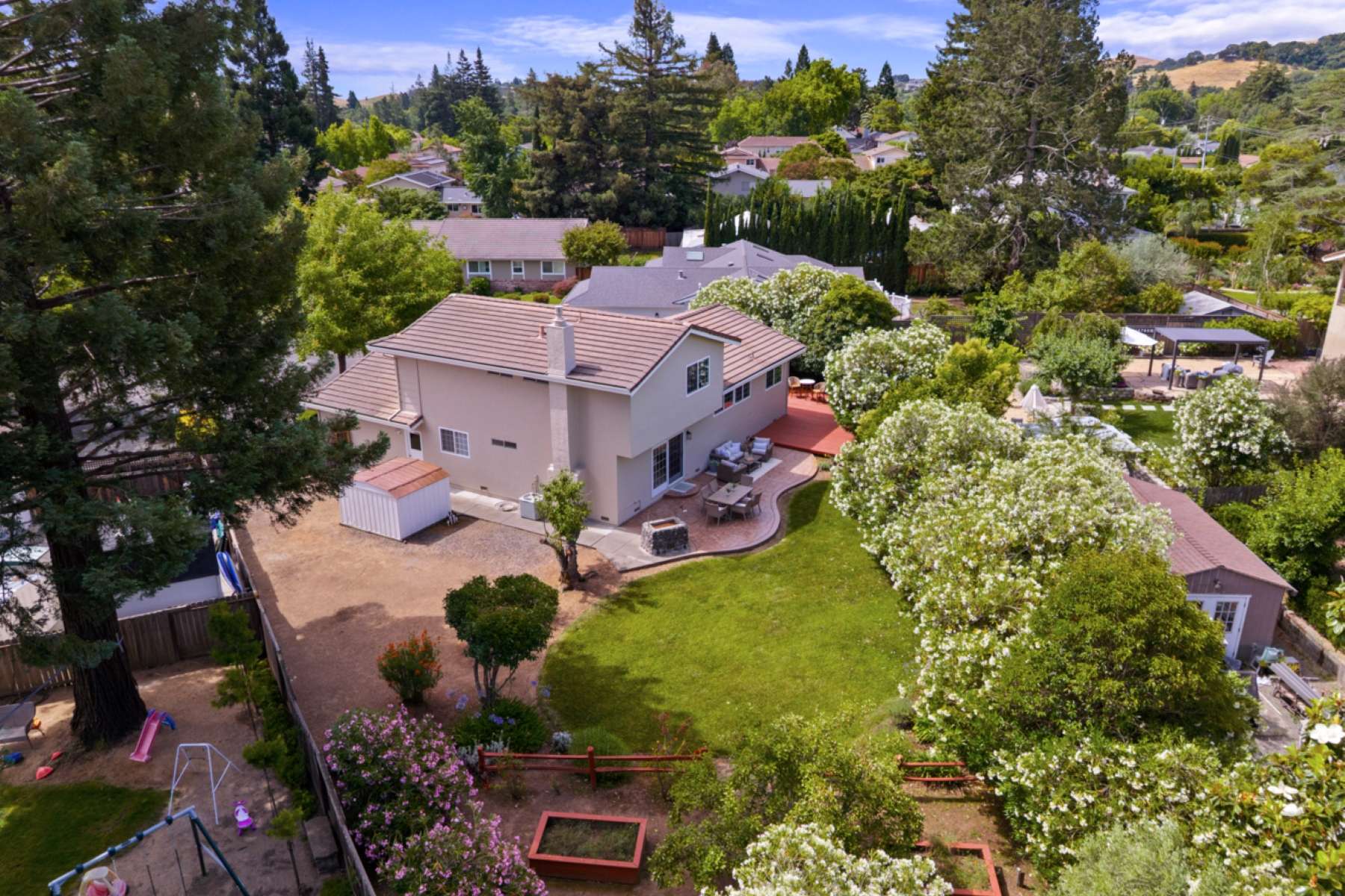  3376 Linda Mesa Way - 物件實景