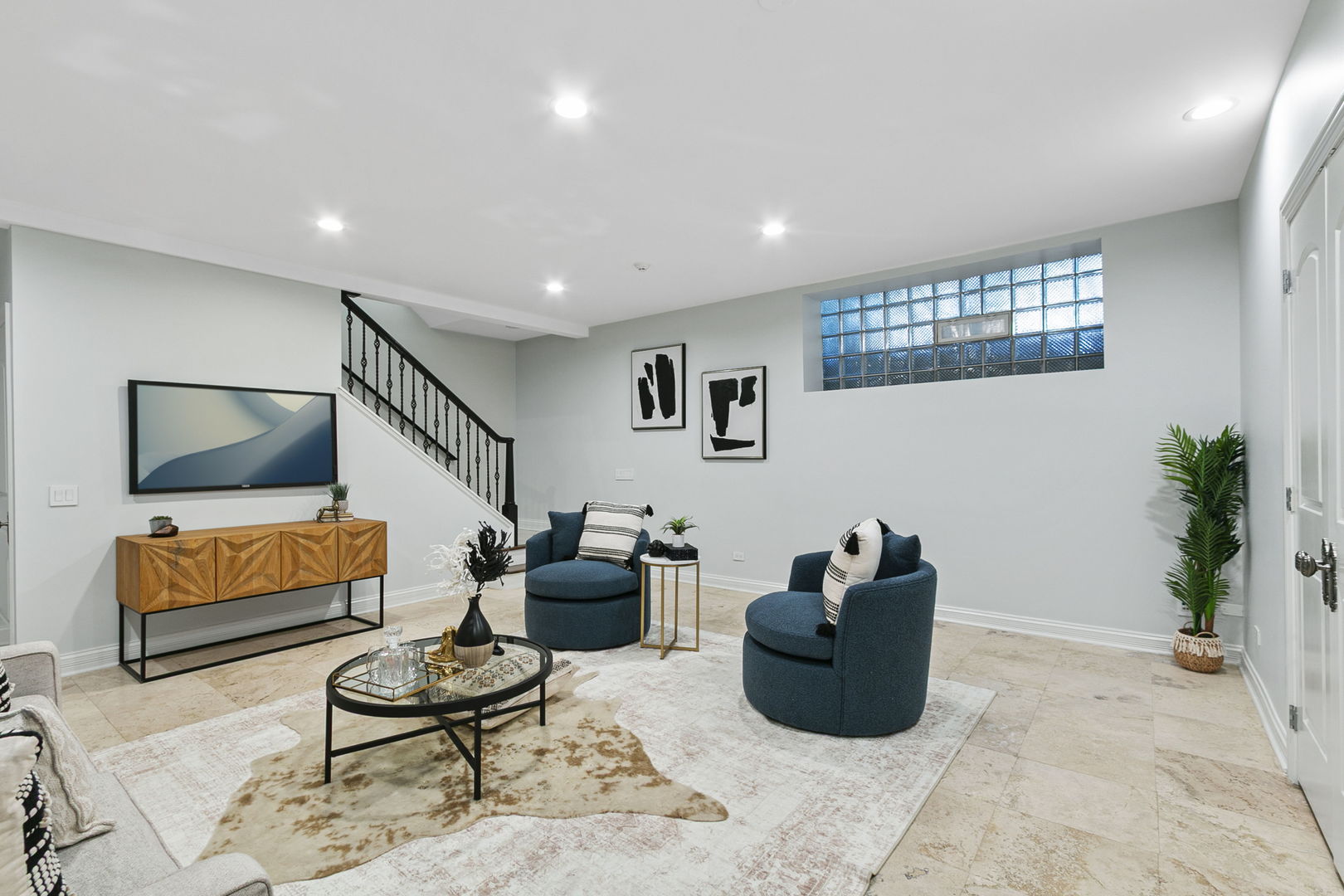 Winnetka, Illinois, 60093, United States, 6 Bedrooms Bedrooms, ,8 BathroomsBathrooms,Residential,For Sale,1991564