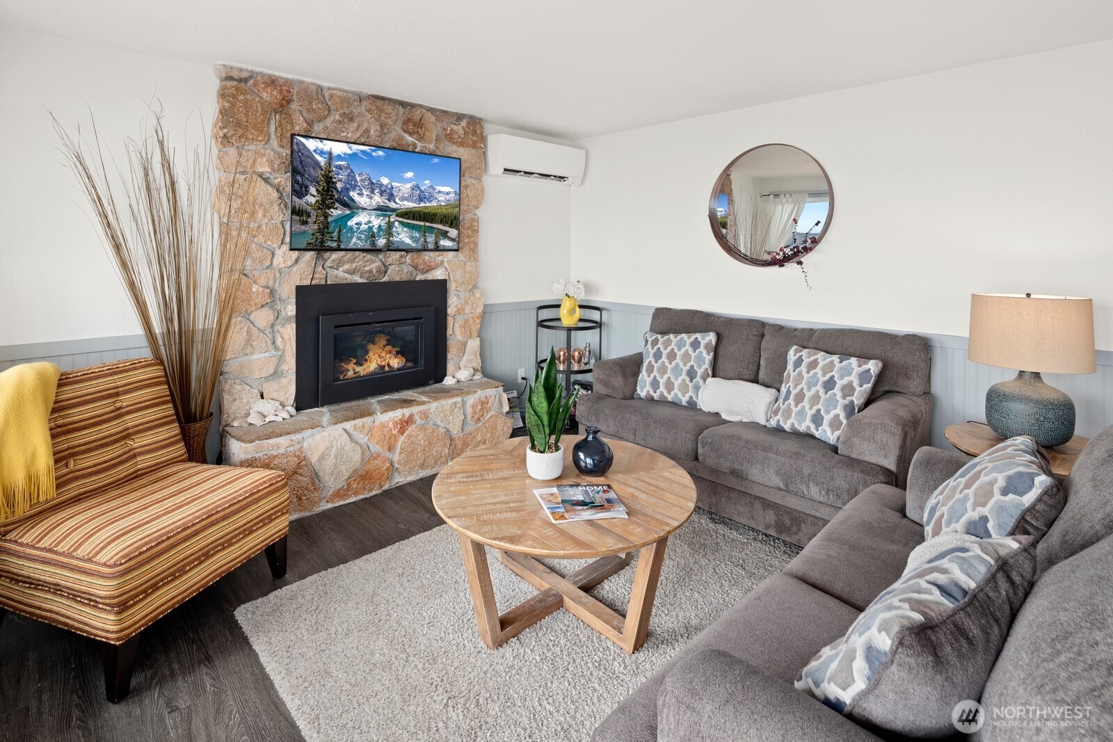 Langley, Washington, 98260, United States, 2 Bedrooms Bedrooms, ,1 BathroomBathrooms,Residential,For Sale,1848332