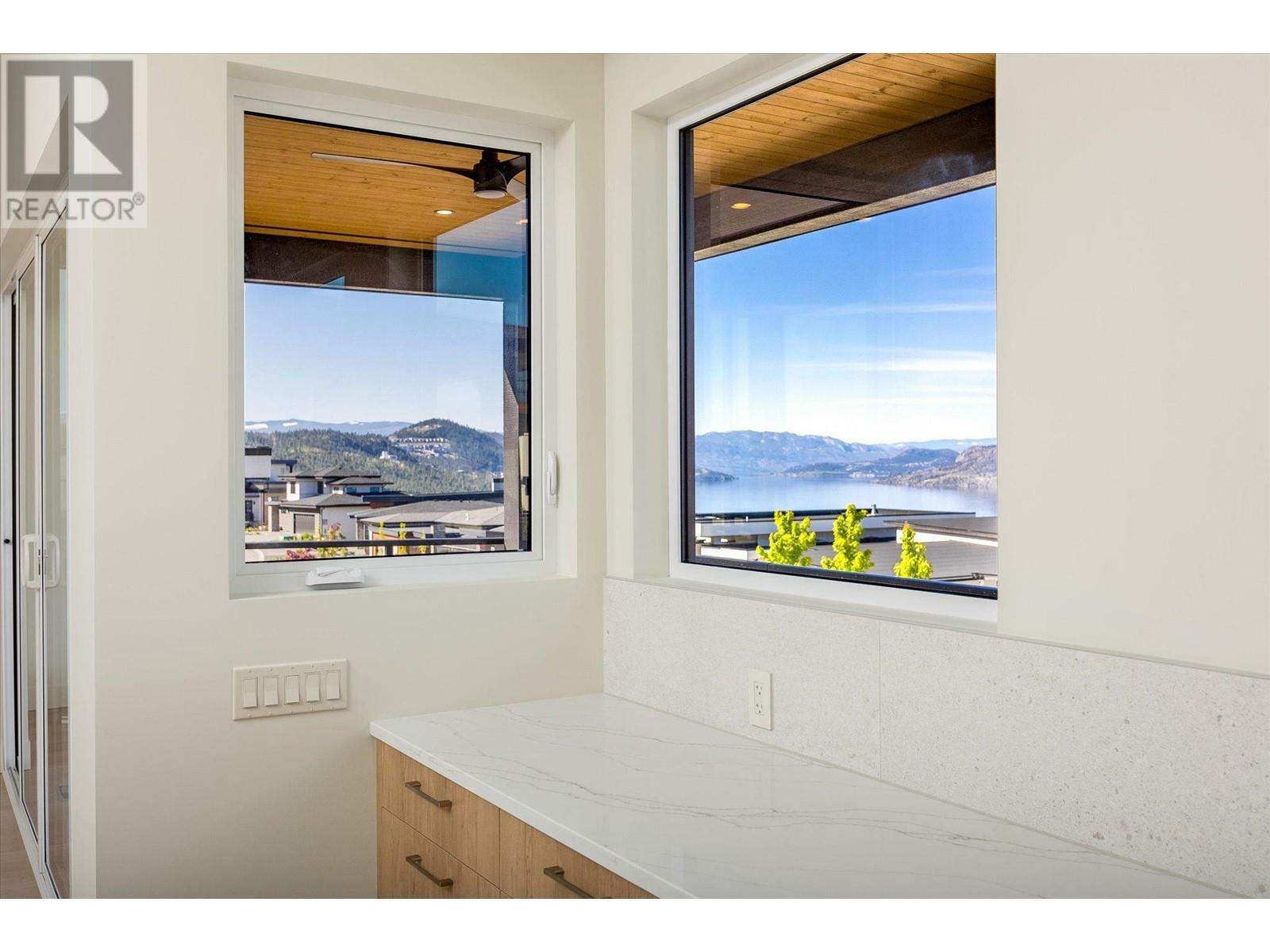 LAKE COUNTRY, British Columbia, V4V 0A4, CA, 3 Bedrooms Bedrooms, ,2 BathroomsBathrooms,Residential,For Sale,1837010