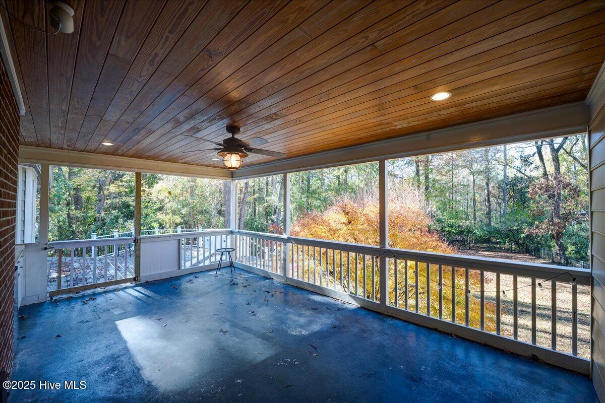 Trent Woods, North Carolina, 28562, United States, 4 Bedrooms Bedrooms, ,3 BathroomsBathrooms,Residential,For Sale,1997785