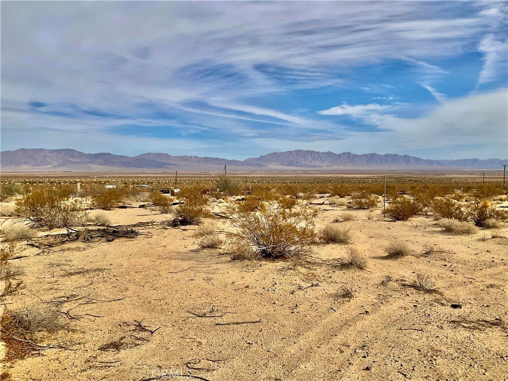 29 Palms Hwy, Twentynine Palms, CA 92277