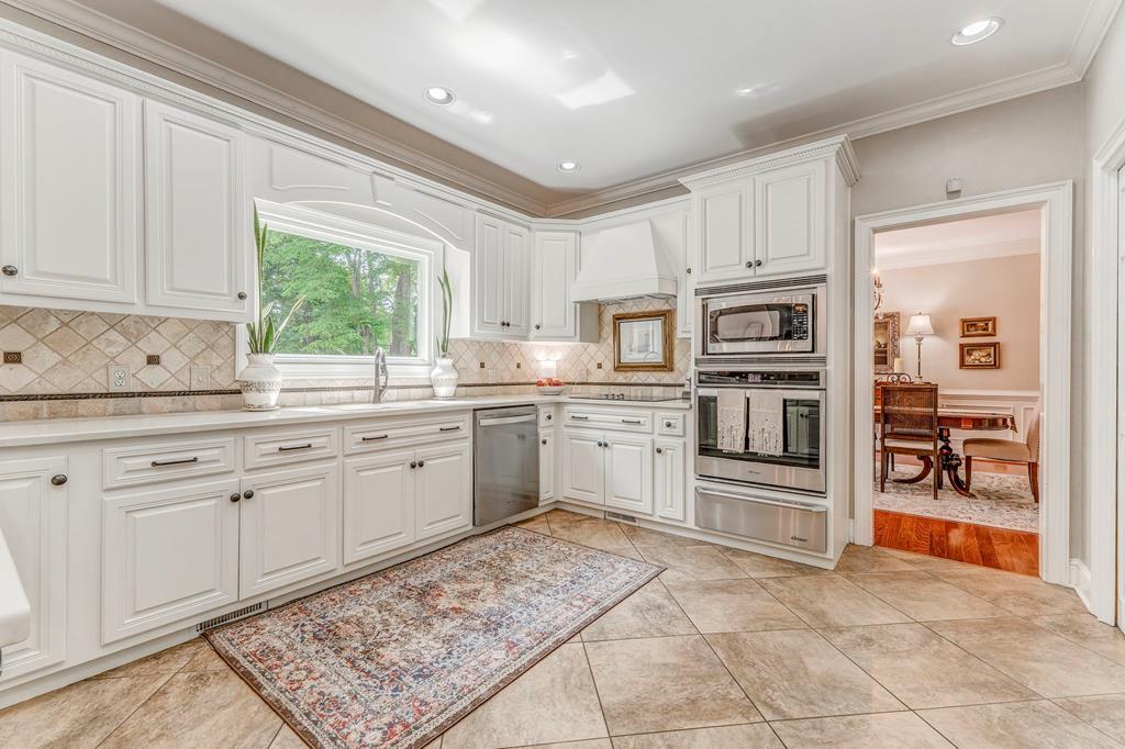 DALTON, Georgia, 30720, United States, 4 Bedrooms Bedrooms, ,4 BathroomsBathrooms,Residential,For Sale,1885970