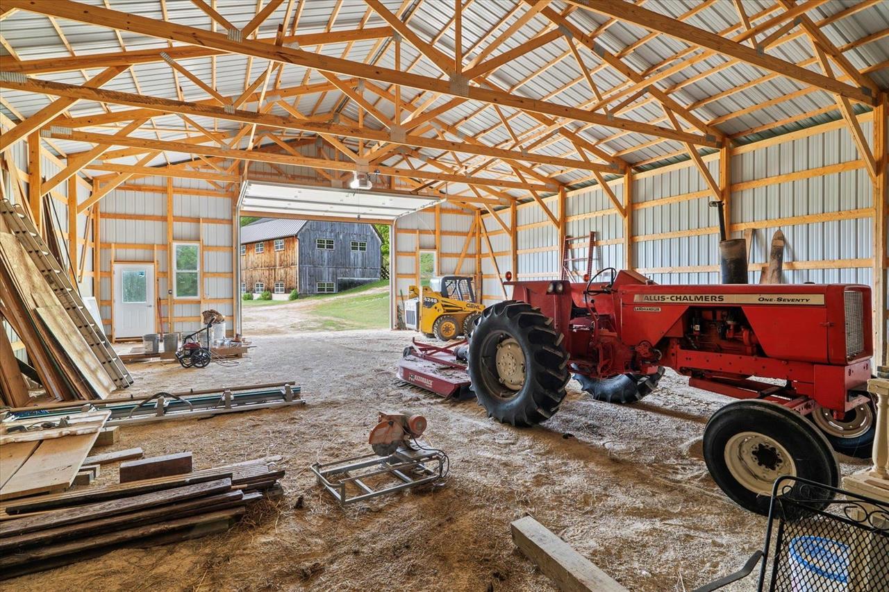 Westby, Wisconsin, 54667, United States, 3 Bedrooms Bedrooms, ,3 BathroomsBathrooms,Residential,For Sale,1977148