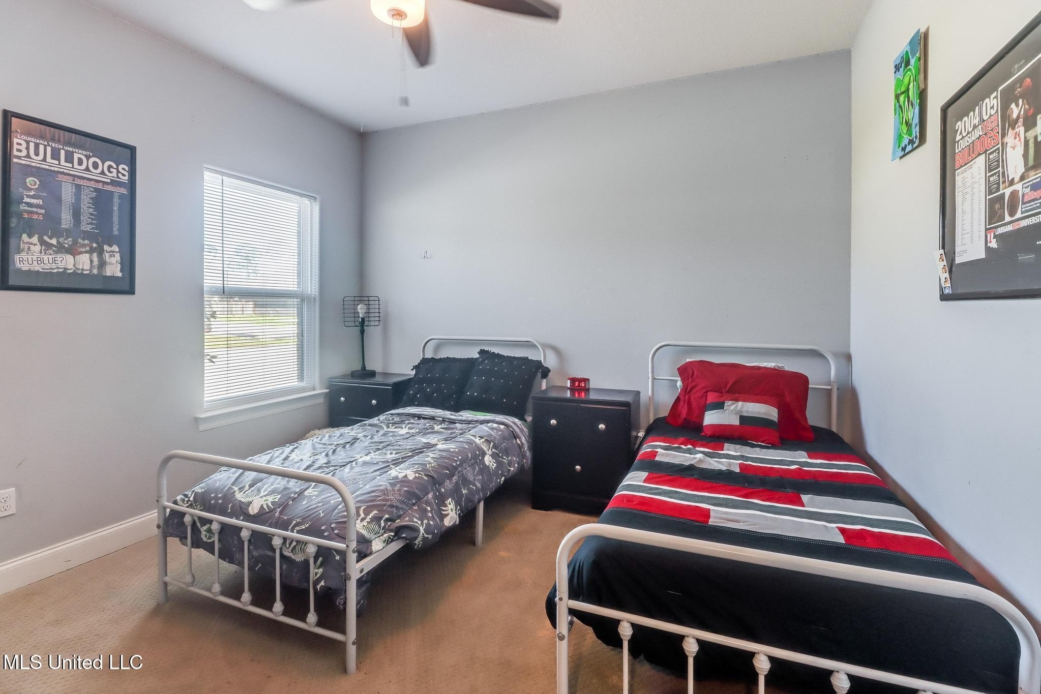 Biloxi, Mississippi, 39532, United States, 6 Bedrooms Bedrooms, ,3 BathroomsBathrooms,Residential,For Sale,1931877