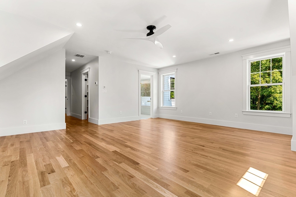 North Reading, Massachusetts, 01864, United States, 4 Bedrooms Bedrooms, ,3 BathroomsBathrooms,Residential,For Sale,1927425