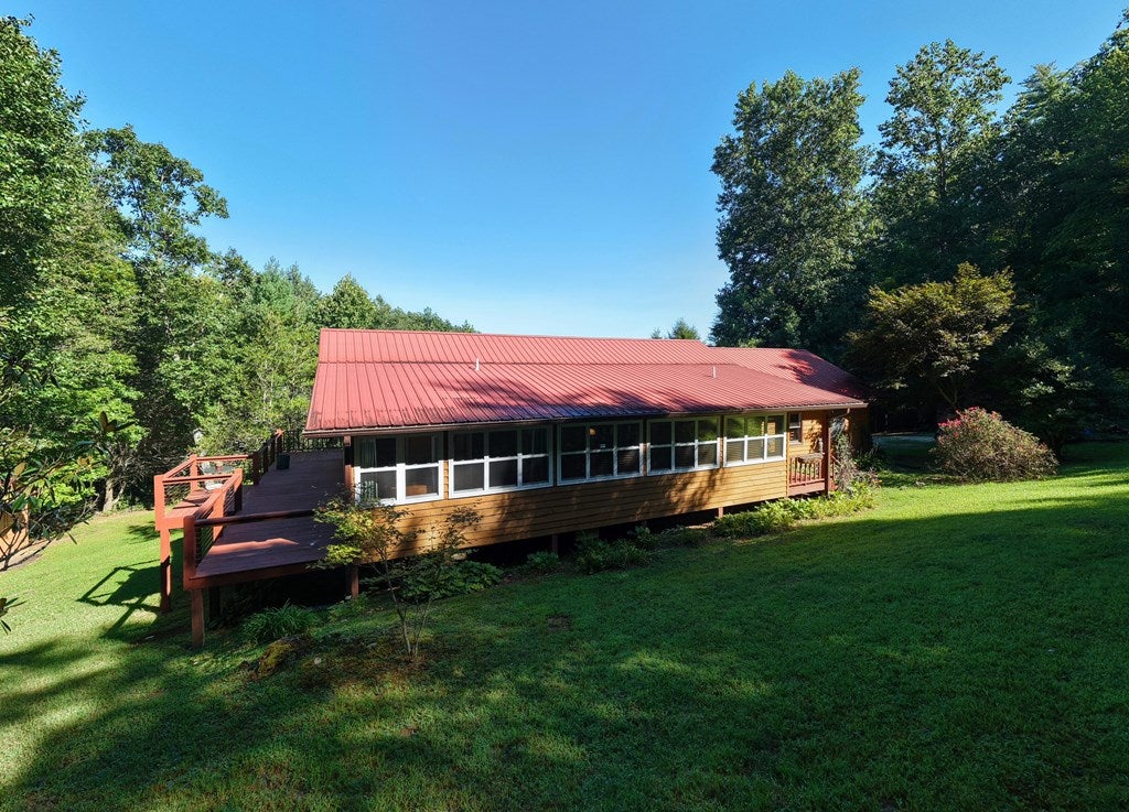 Blairsville, Georgia, 30512, United States, 2 Bedrooms Bedrooms, ,2 BathroomsBathrooms,Residential,For Sale,1932142