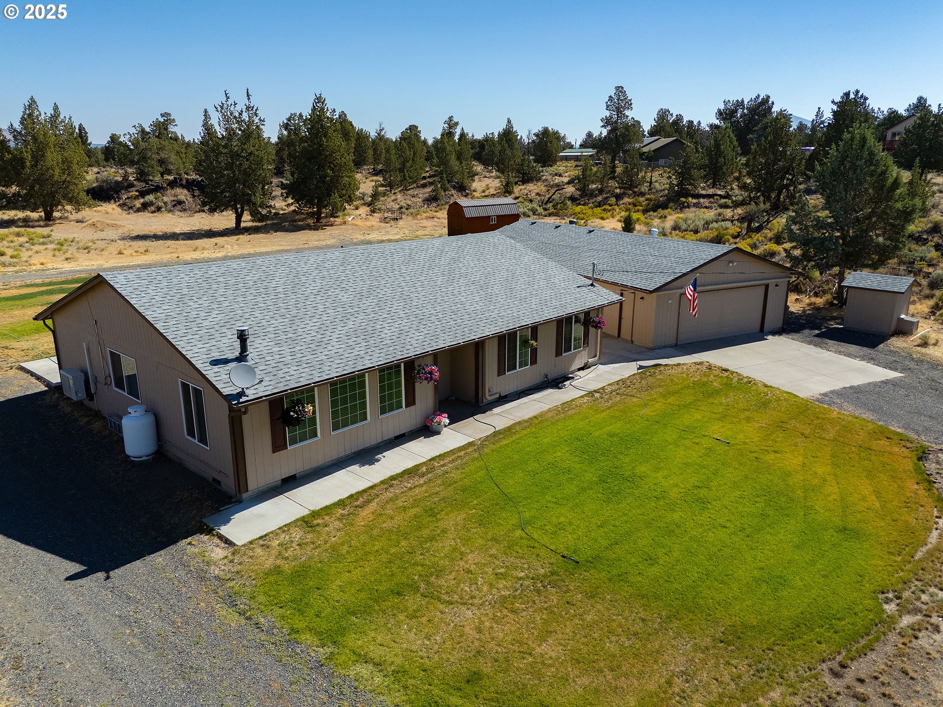 Terrebonne, Oregon, 97760, United States, 3 Bedrooms Bedrooms, ,2 BathroomsBathrooms,Residential,For Sale,1960646