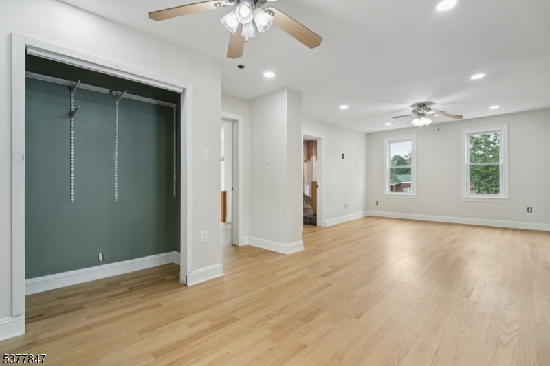 City Of Orange Twp., New Jersey, 07050, United States, 4 Bedrooms Bedrooms, ,5 BathroomsBathrooms,Residential,For Sale,1916773