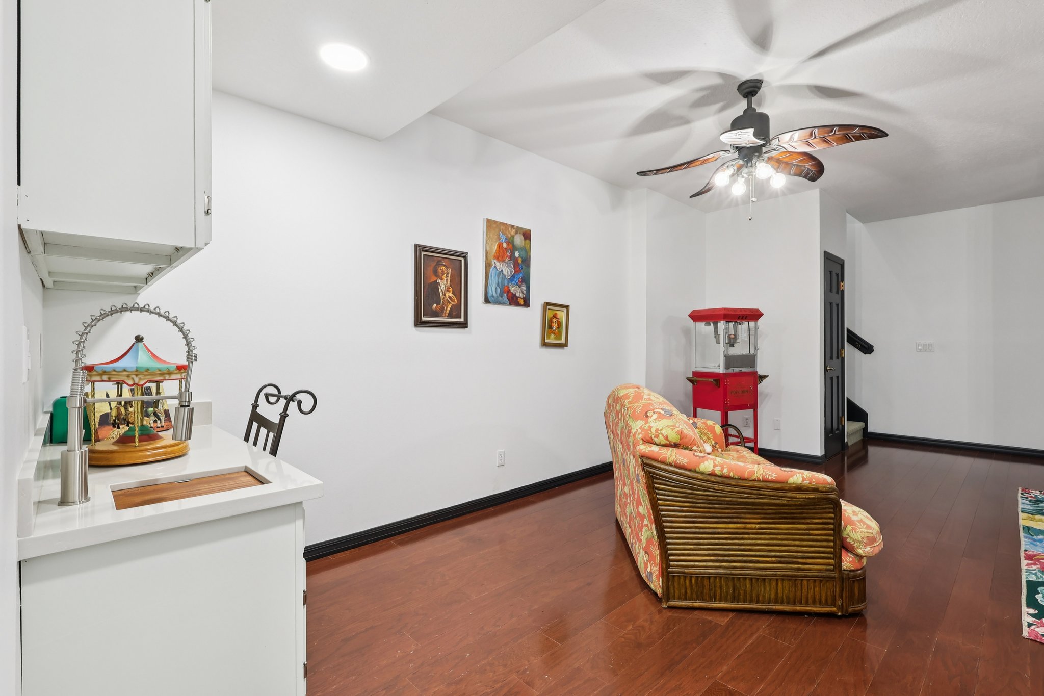 Minneola, Florida, 34715, United States, 4 Bedrooms Bedrooms, ,5 BathroomsBathrooms,Residential,For Sale,2006157