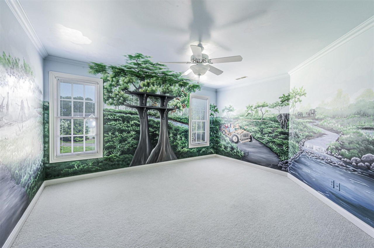Bowling Green, Kentucky, 42103, United States, 4 Bedrooms Bedrooms, ,4 BathroomsBathrooms,Residential,For Sale,1868382