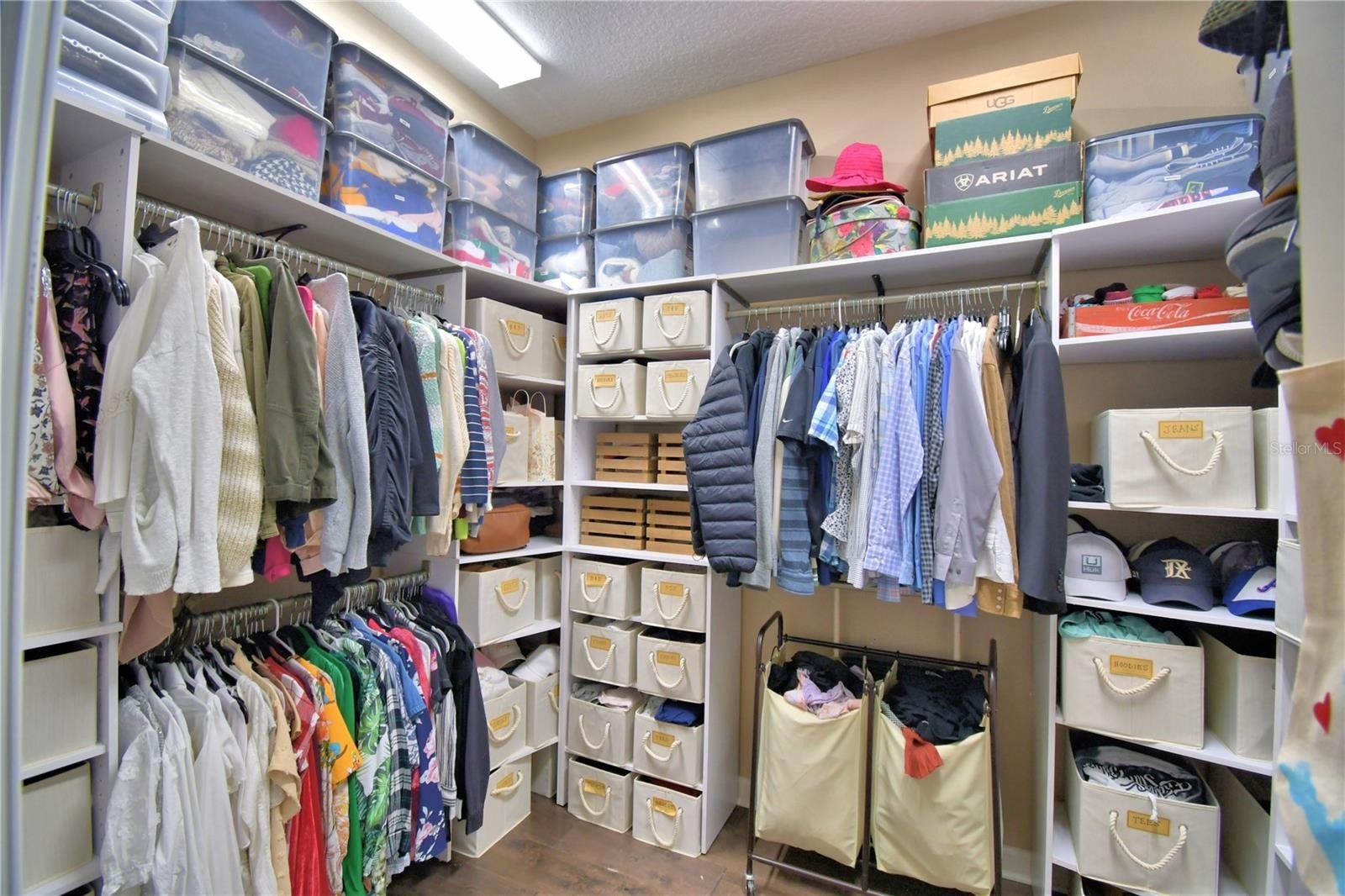 DAVENPORT, Florida, 33837, United States, 5 Bedrooms Bedrooms, ,4 BathroomsBathrooms,Residential,For Sale,1975734