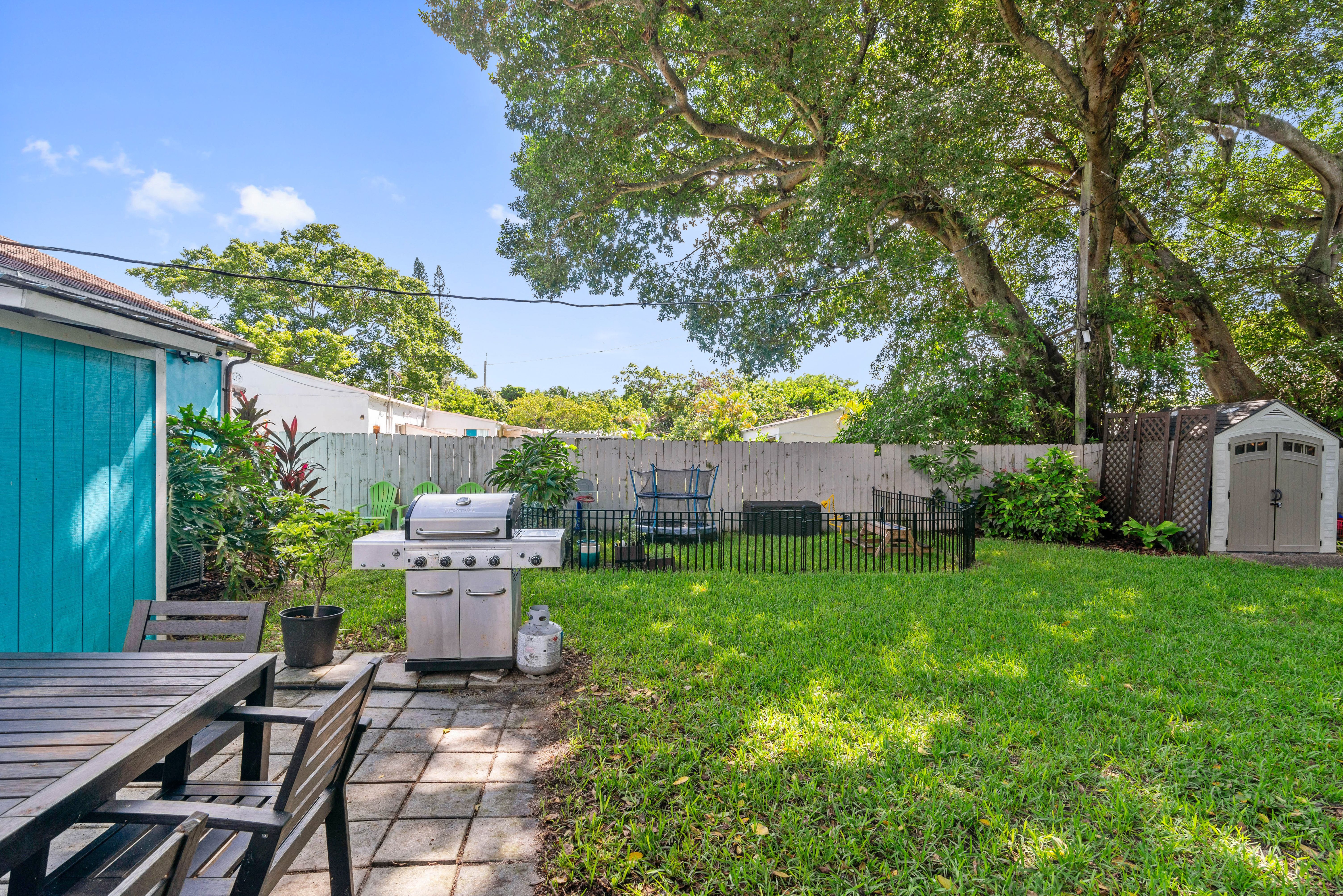  2434 Lincoln St, Hollywood, FL, 33020 - 物件實景