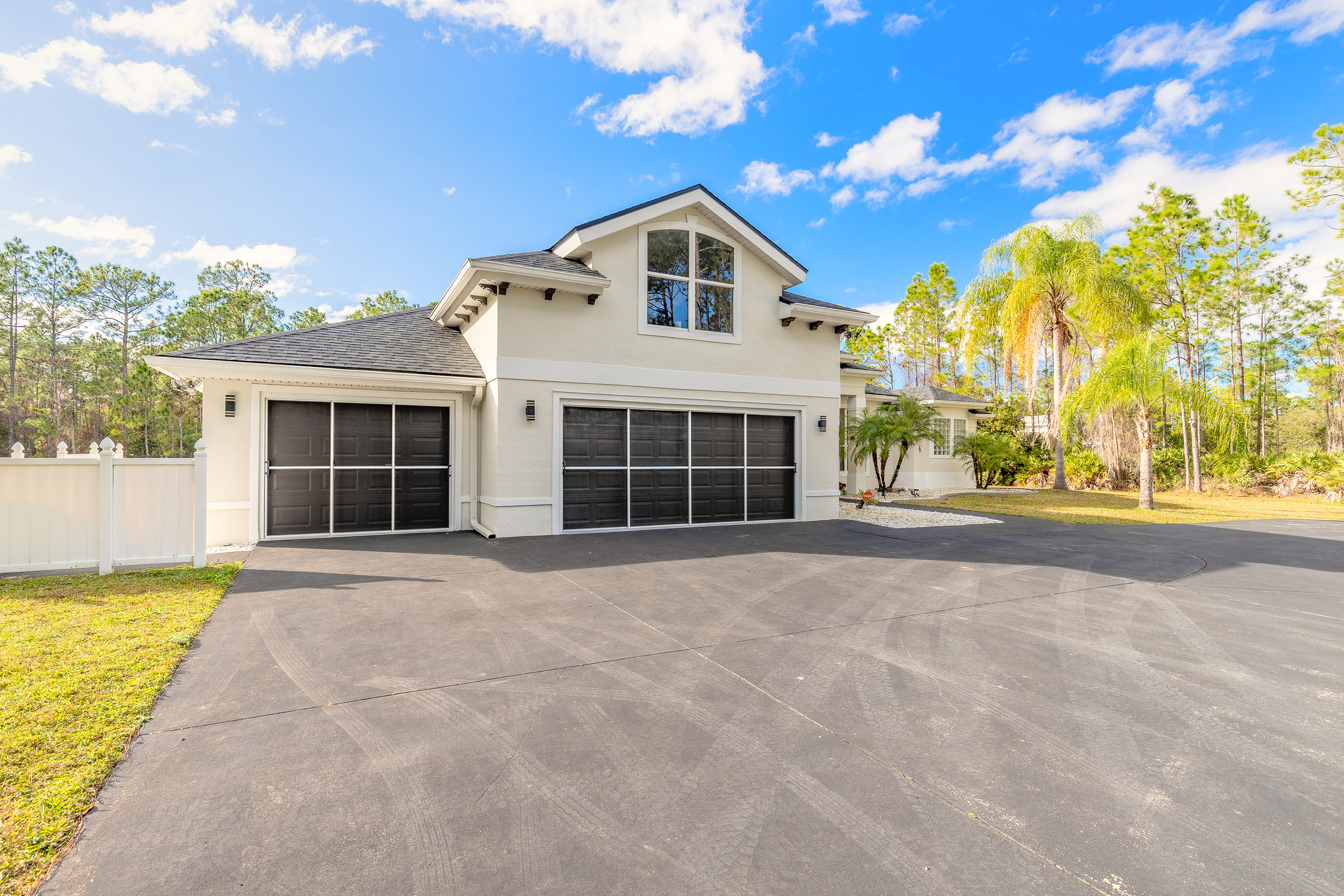 Daytona Beach, Florida, 32124, United States, 5 Bedrooms Bedrooms, ,4 BathroomsBathrooms,Residential,For Sale,2006264