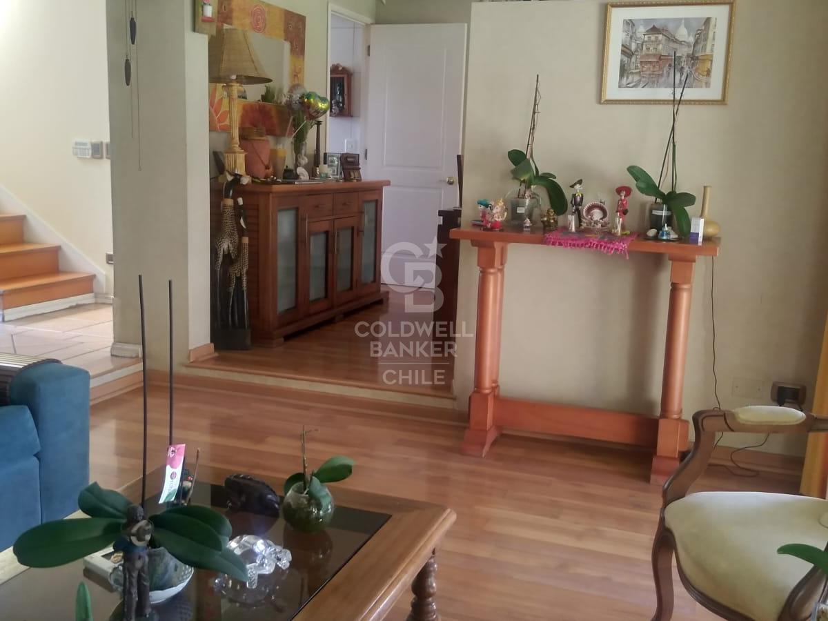 Peñalolén, Chile, 6 Bedrooms Bedrooms, ,4 BathroomsBathrooms,Residential,For Sale,1712003