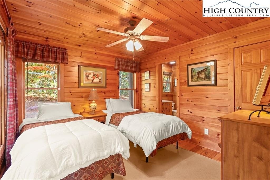 Ferguson, North Carolina, 28624, United States, 2 Bedrooms Bedrooms, ,2 BathroomsBathrooms,Residential,For Sale,1996766