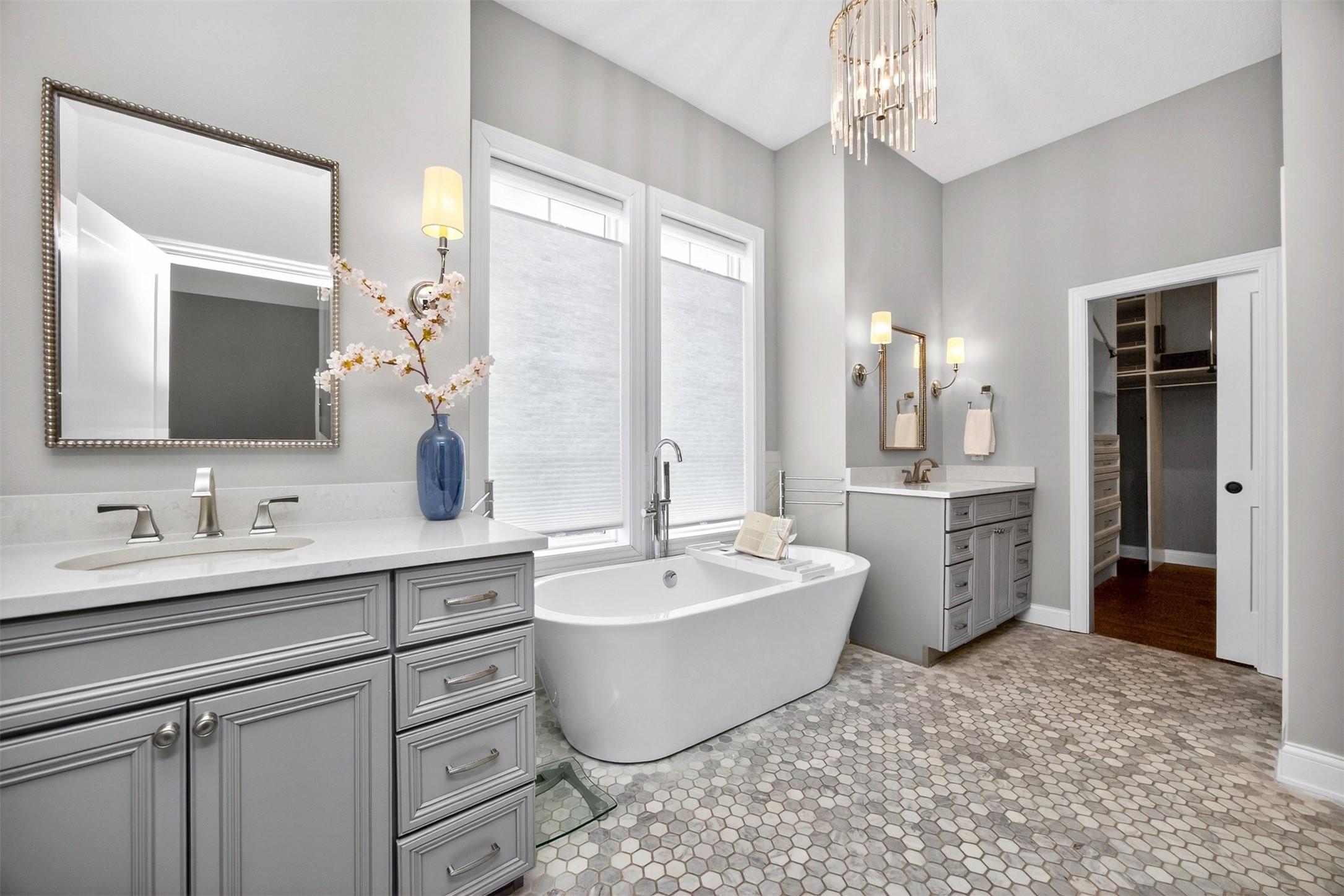 West Des Moines, Iowa, 50265, United States, 6 Bedrooms Bedrooms, ,6 BathroomsBathrooms,Residential,For Sale,2023219
