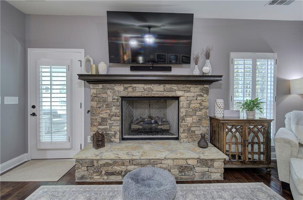 Adairsville, Georgia, 30103, United States, 3 Bedrooms Bedrooms, ,2 BathroomsBathrooms,Residential,For Sale,1951445