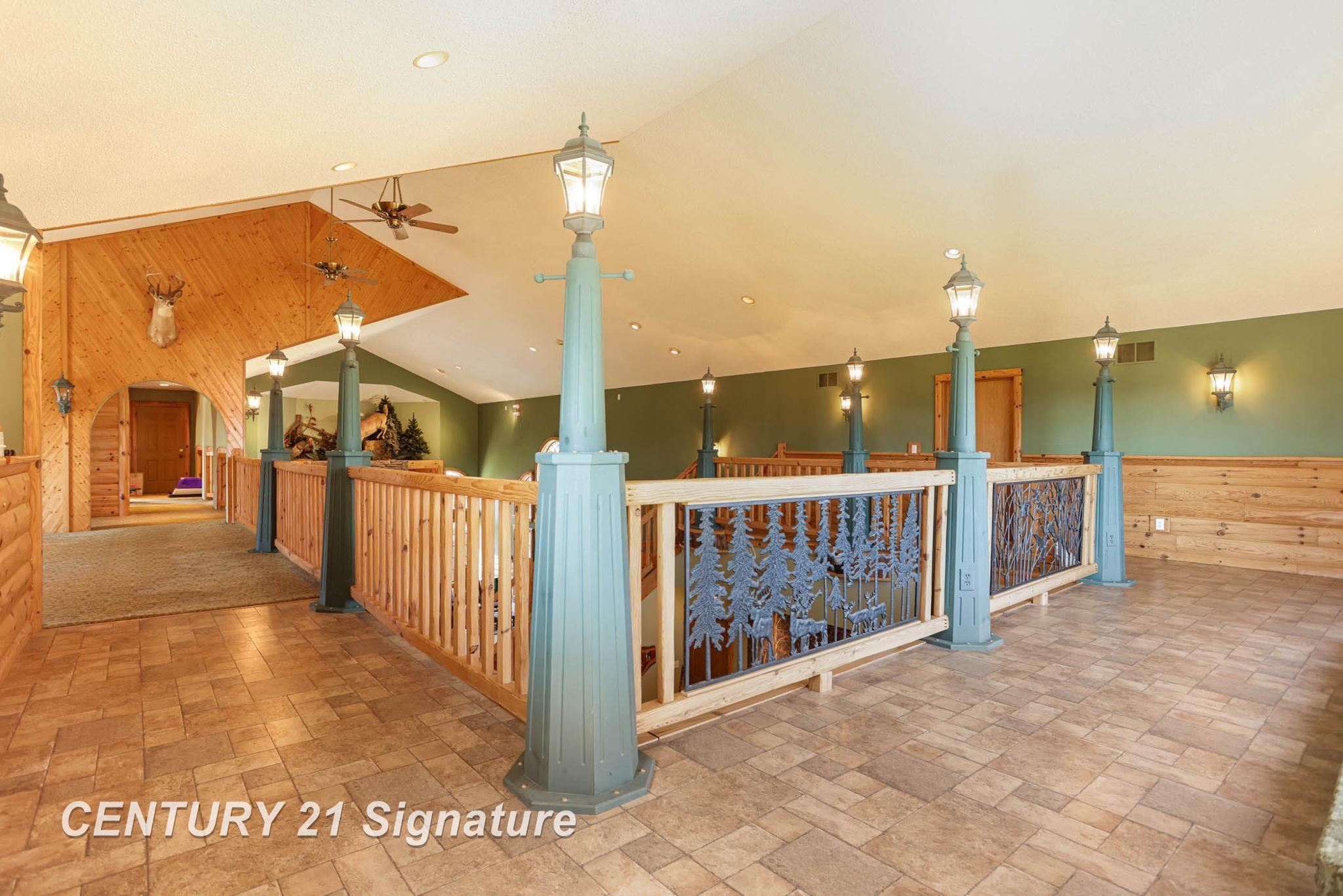 Hemlock, Michigan, 48626, United States, 6 Bedrooms Bedrooms, ,5 BathroomsBathrooms,Residential,For Sale,1984080