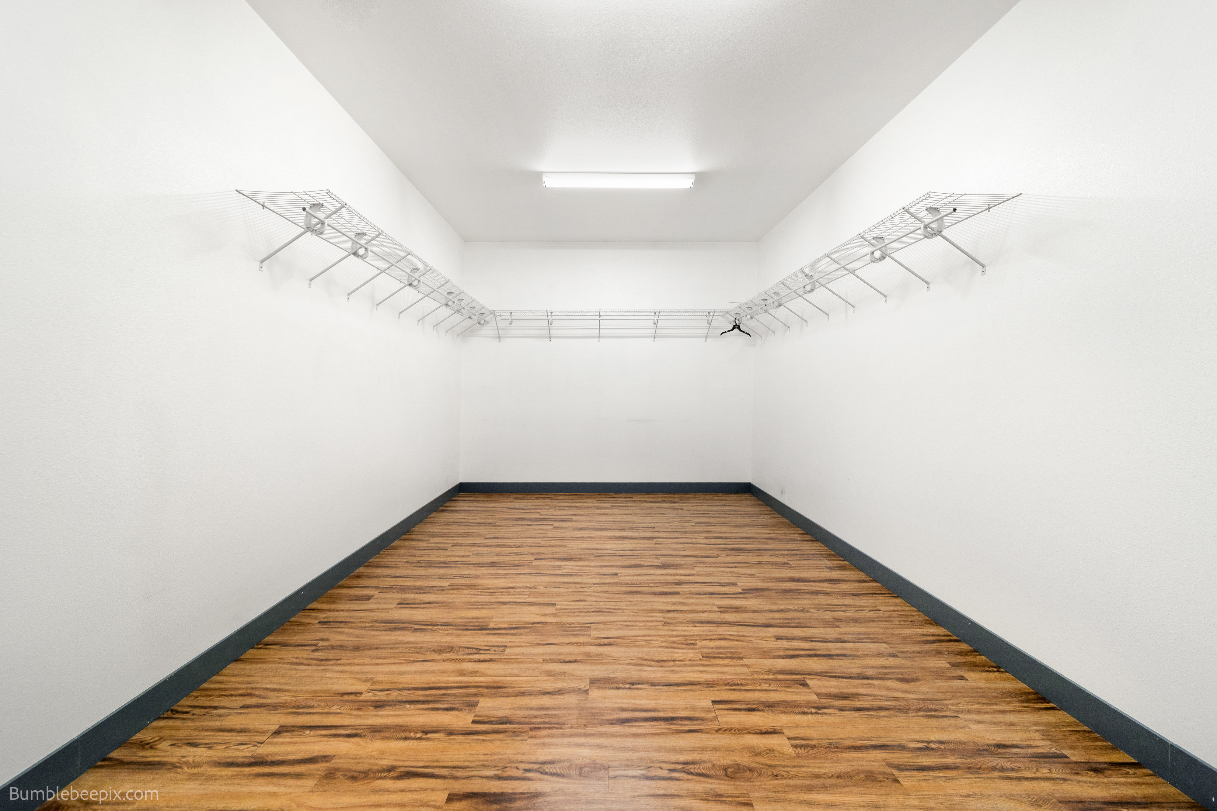 Cusick, Washington, 99119, United States, ,2 BathroomsBathrooms,Residential,For Sale,1978397