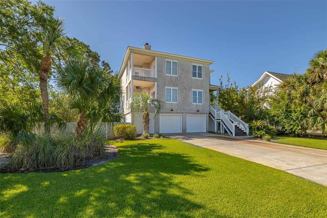 Brunswick, Georgia, 31520, United States, 3 Bedrooms Bedrooms, ,3 BathroomsBathrooms,Residential,For Sale,1895763