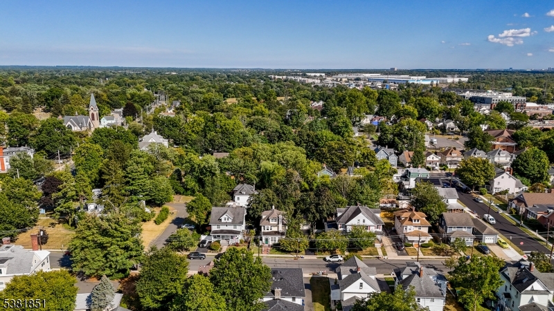 Bound Brook Boro, New Jersey, 08805, United States, 5 Bedrooms Bedrooms, ,3 BathroomsBathrooms,Residential,For Sale,1938545