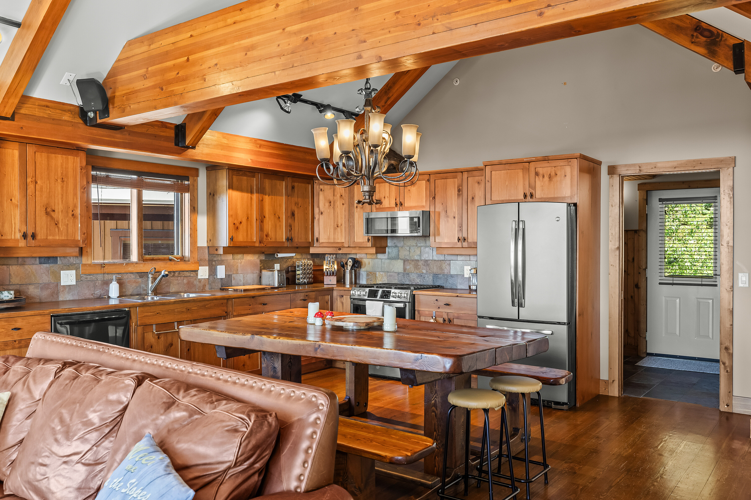  Stunning Ski Chalet - 物件實景