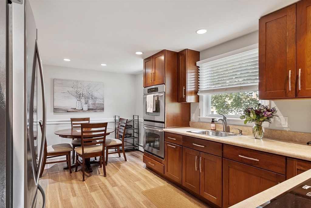 Beverly, Massachusetts, 01915, United States, 3 Bedrooms Bedrooms, ,2 BathroomsBathrooms,Residential,For Sale,1912054