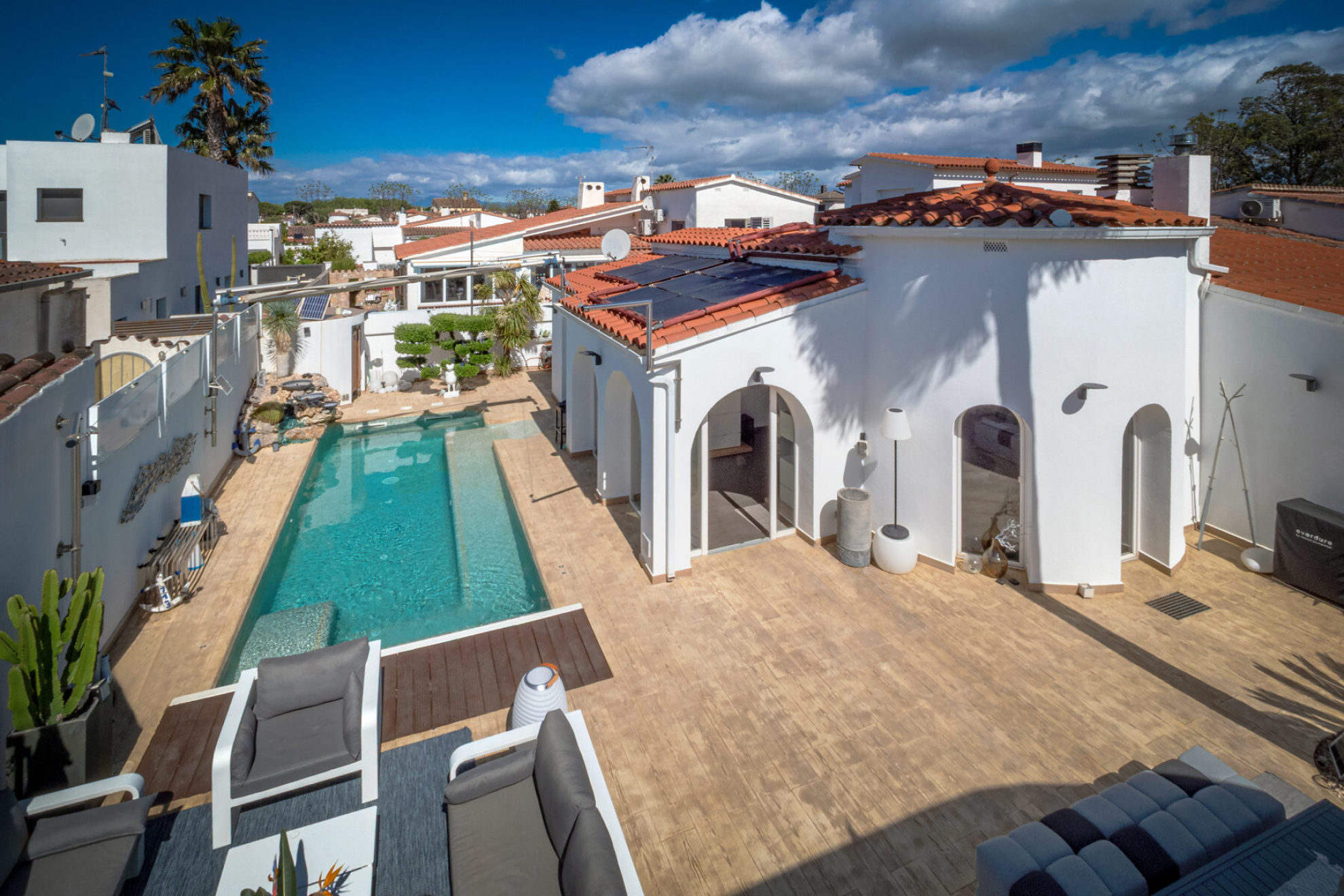  Exceptional property with two houses with their own swimming pools. - 物件實景