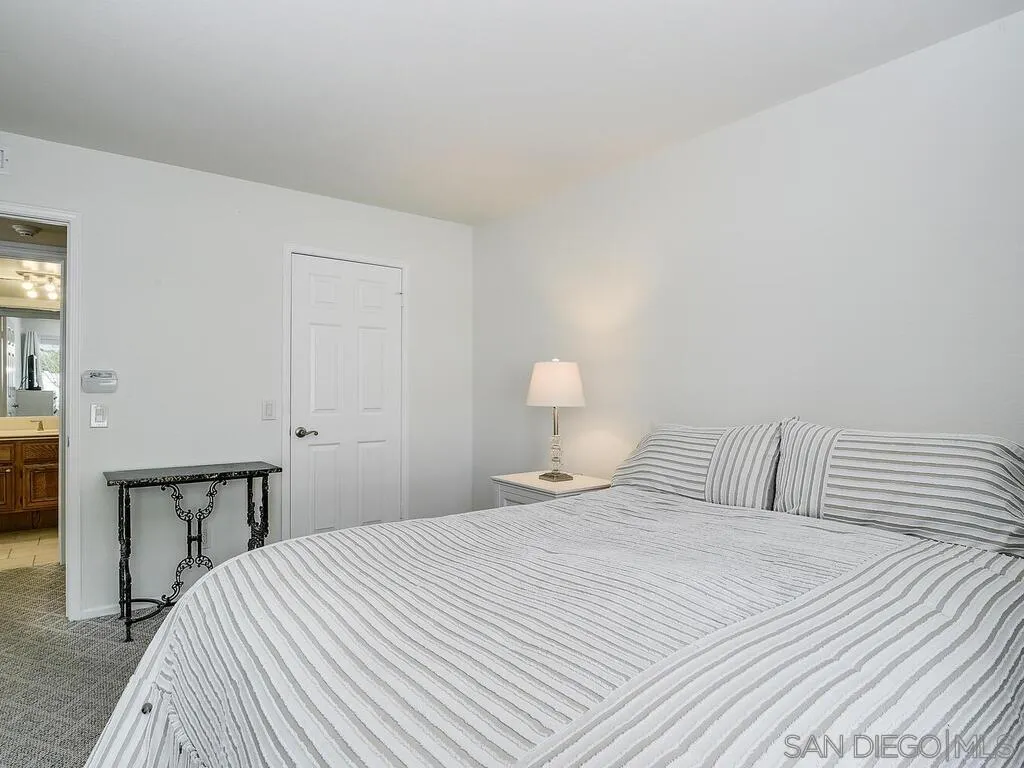 Oceanside, California, 92056, United States, 2 Bedrooms Bedrooms, ,1 BathroomBathrooms,Residential,For Sale,1866324