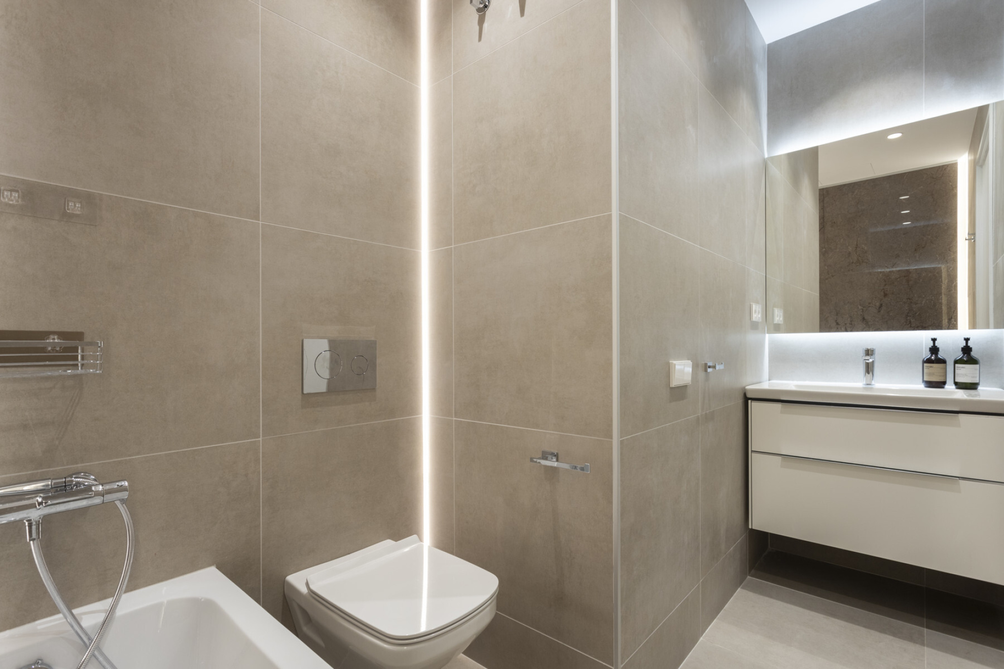  Beautiful renovated apartment with original elements - 物件實景