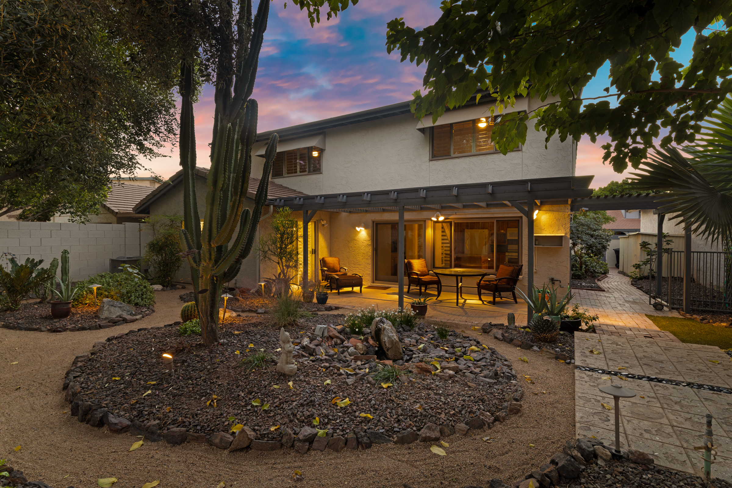 Tempe, Arizona, 85283, United States, 4 Bedrooms Bedrooms, ,3 BathroomsBathrooms,Residential,For Sale,1985738