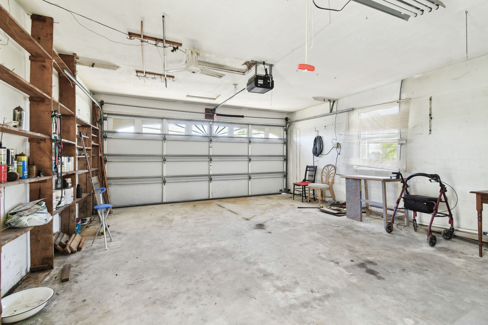 Madeira Beach, Florida, 33708, United States, 3 Bedrooms Bedrooms, ,2 BathroomsBathrooms,Residential,For Sale,1943278