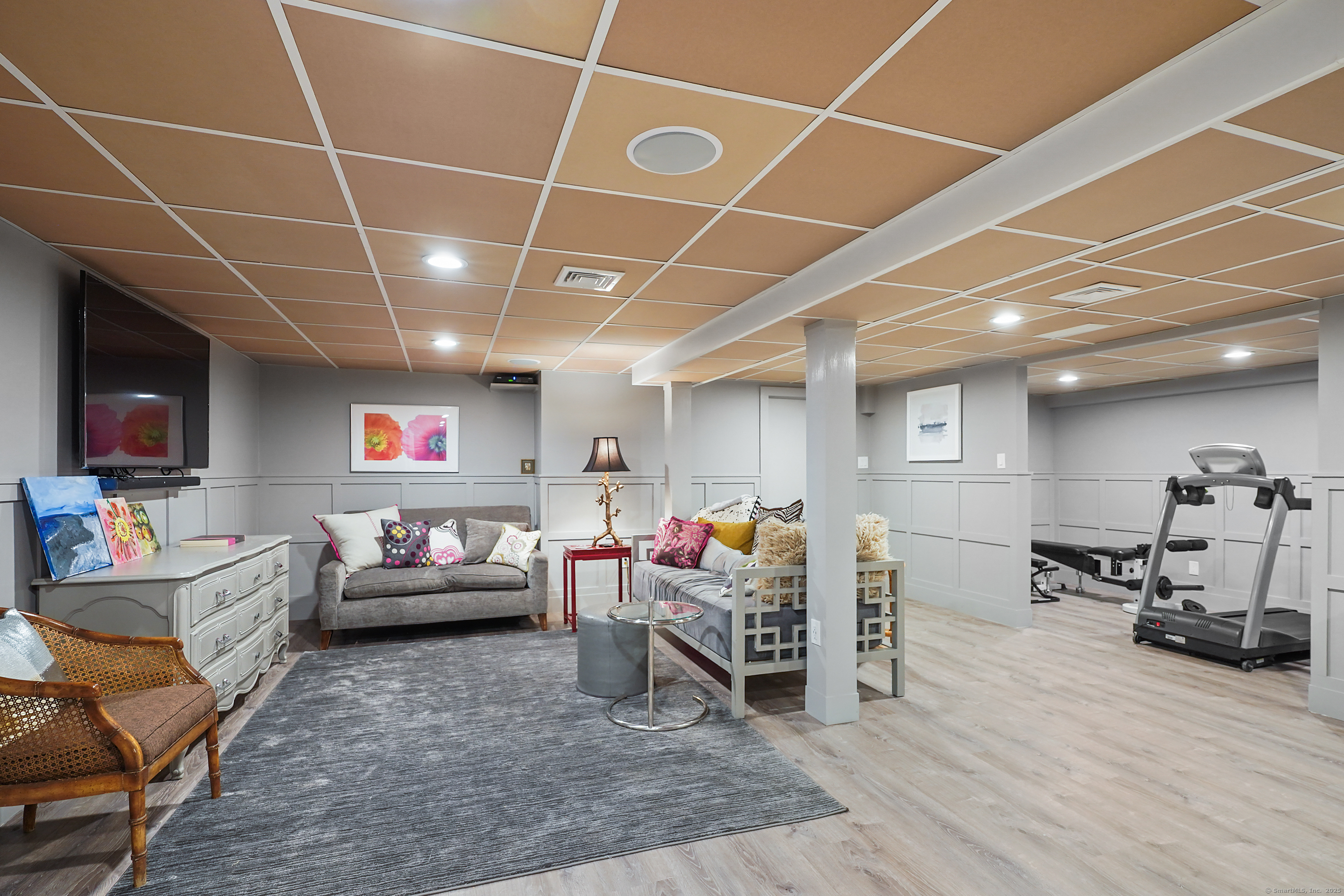 Westport, Connecticut, 06880, United States, 5 Bedrooms Bedrooms, ,6 BathroomsBathrooms,Residential,For Sale,1940592