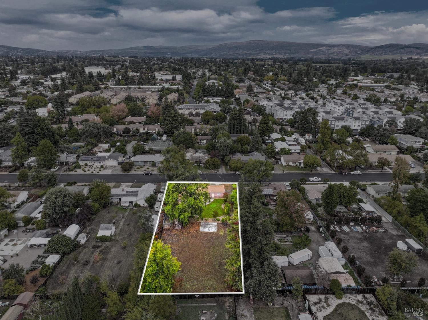 Napa, California, 94558, United States, 3 Bedrooms Bedrooms, ,1 BathroomBathrooms,Residential,For Sale,1988098