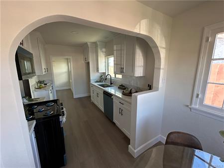 Los Angeles, California, 90047, United States, 3 Bedrooms Bedrooms, ,2 BathroomsBathrooms,Residential,For Sale,2010742