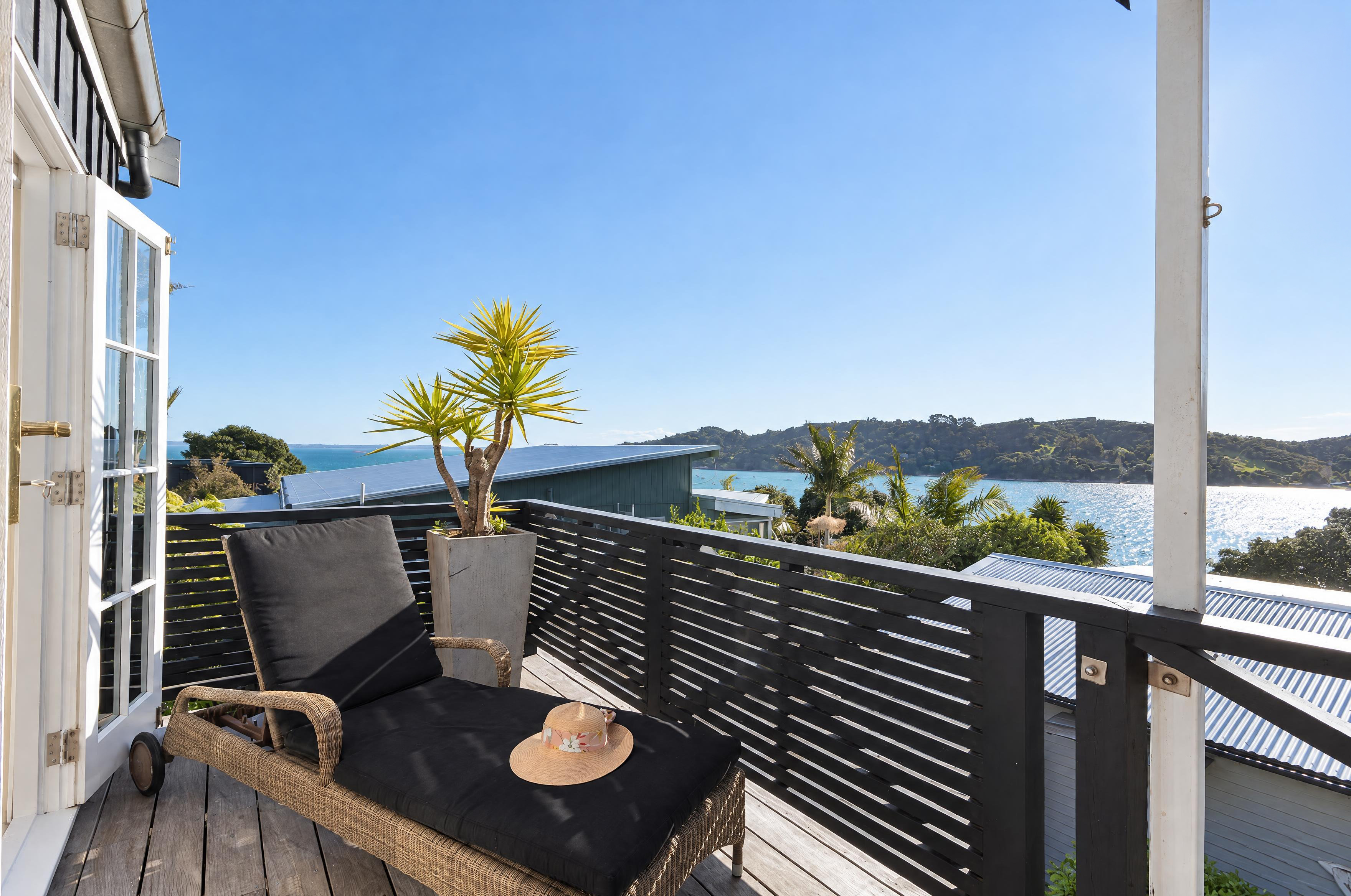  70 Burrell Road, Oneroa, Waiheke Island - 物件實景