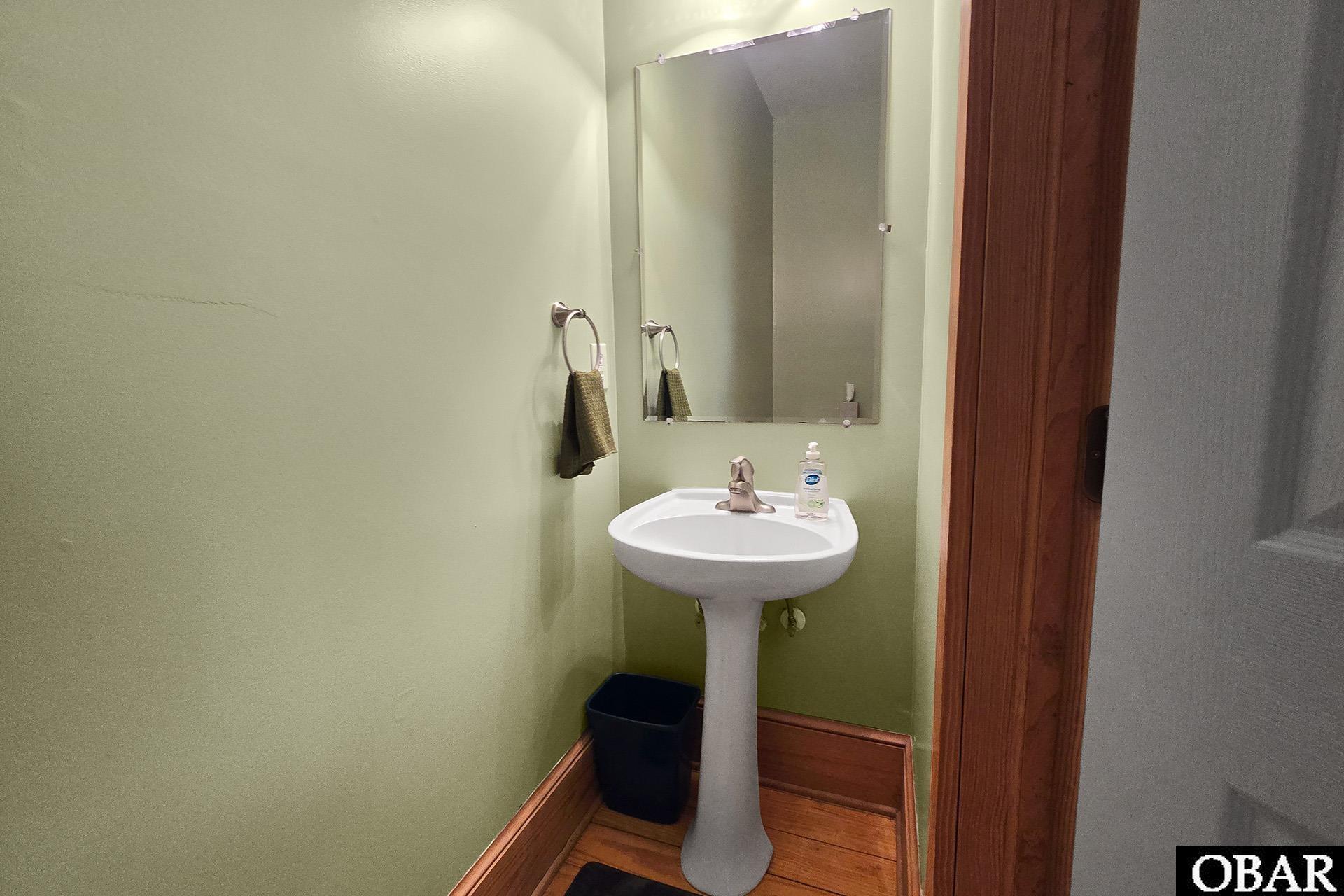 Manteo, North Carolina, 27954, United States, 3 Bedrooms Bedrooms, ,3 BathroomsBathrooms,Residential,For Sale,1939590