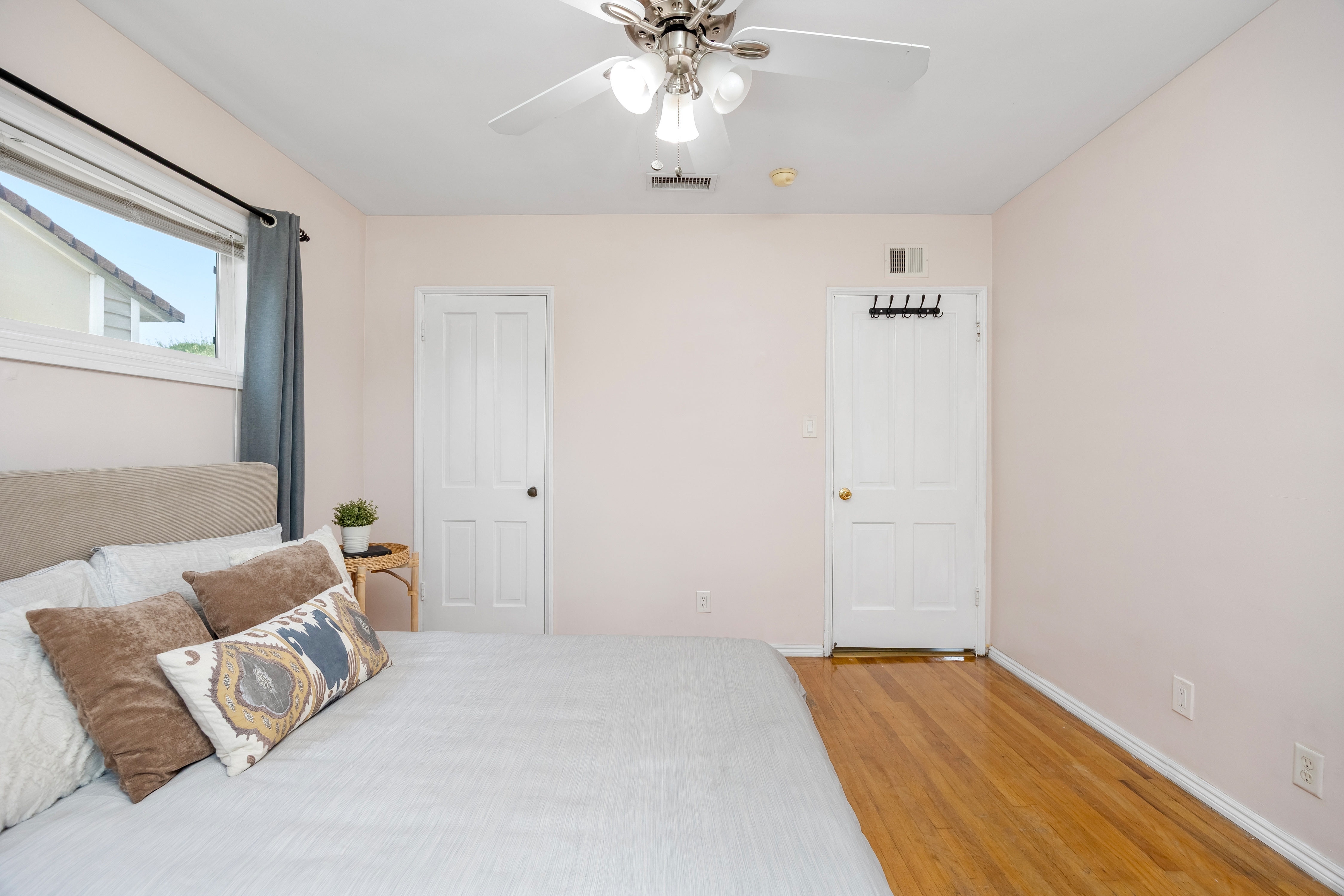  9388 Bigby Street, Downey, CA 90241 - 物件實景