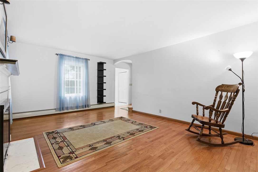 Robinson Twp, Pennsylvania, 15108, United States, 4 Bedrooms Bedrooms, ,5 BathroomsBathrooms,Residential,For Sale,1997080